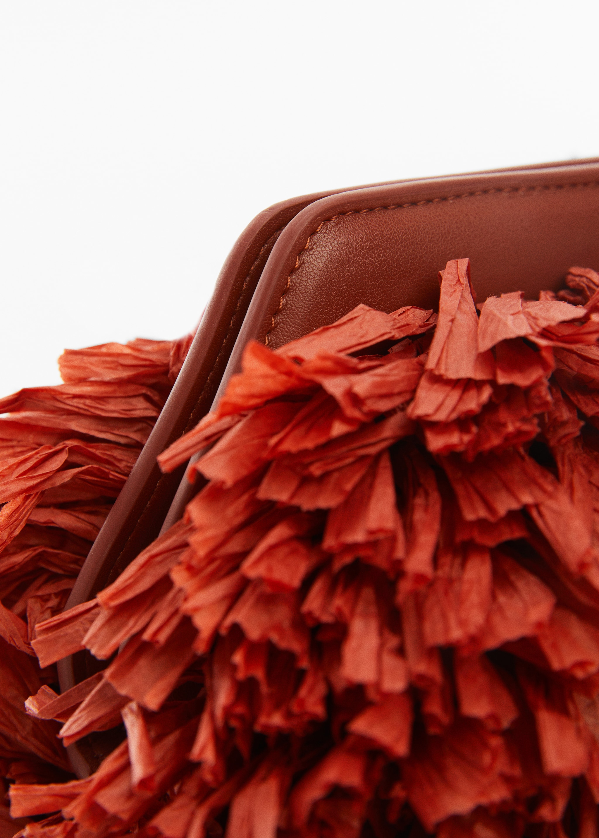 Fringed clutch bag - Details of the article 1