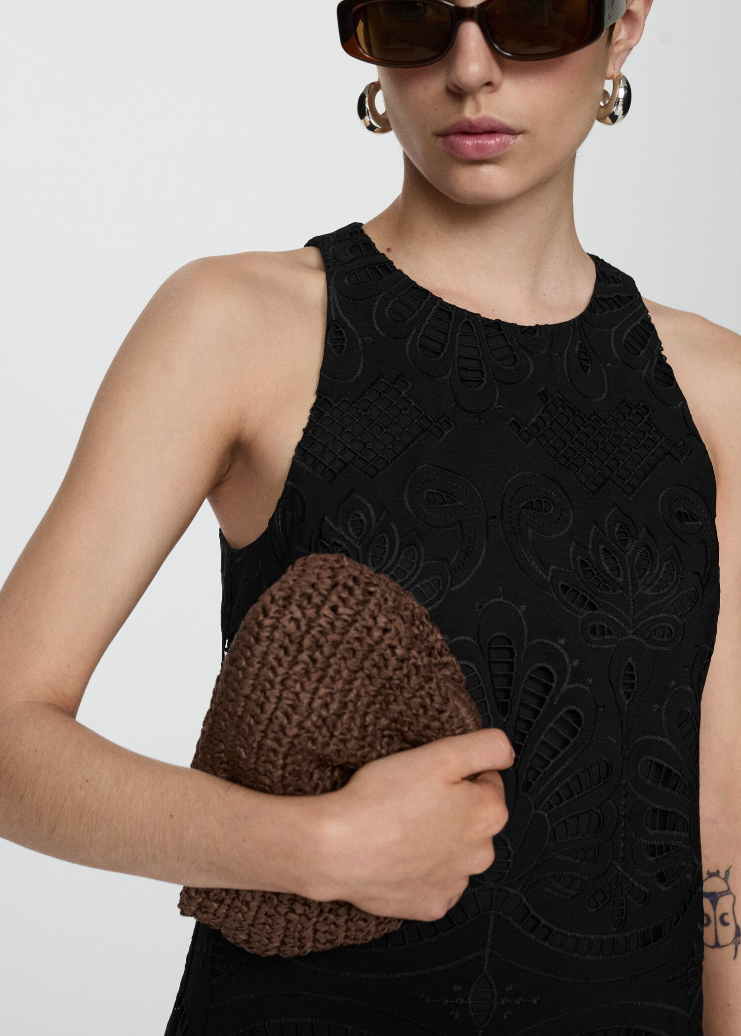 Vestido corto bordado - Detalle del artículo 6