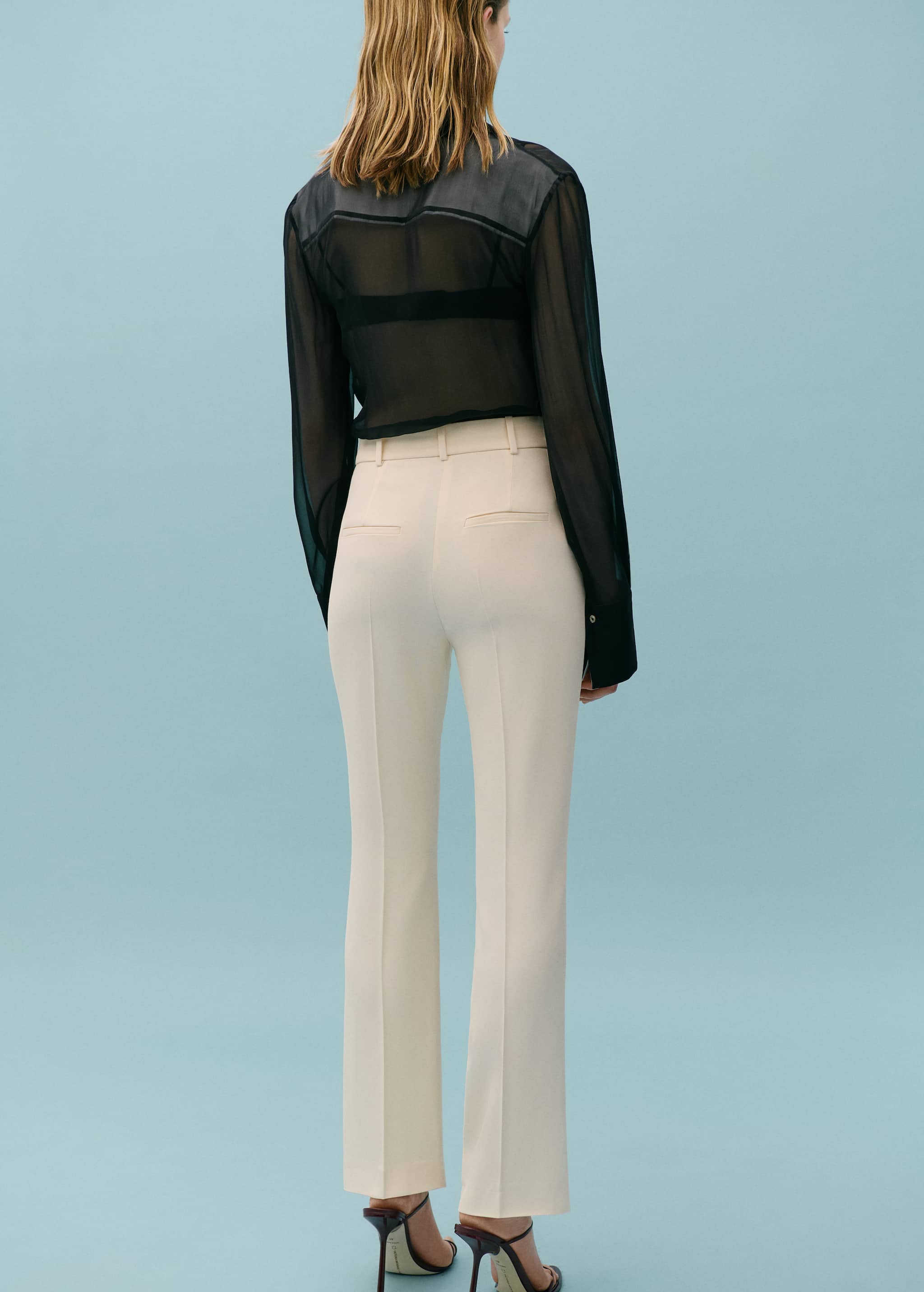 Straight mid-rise trousers - Reverse of the article