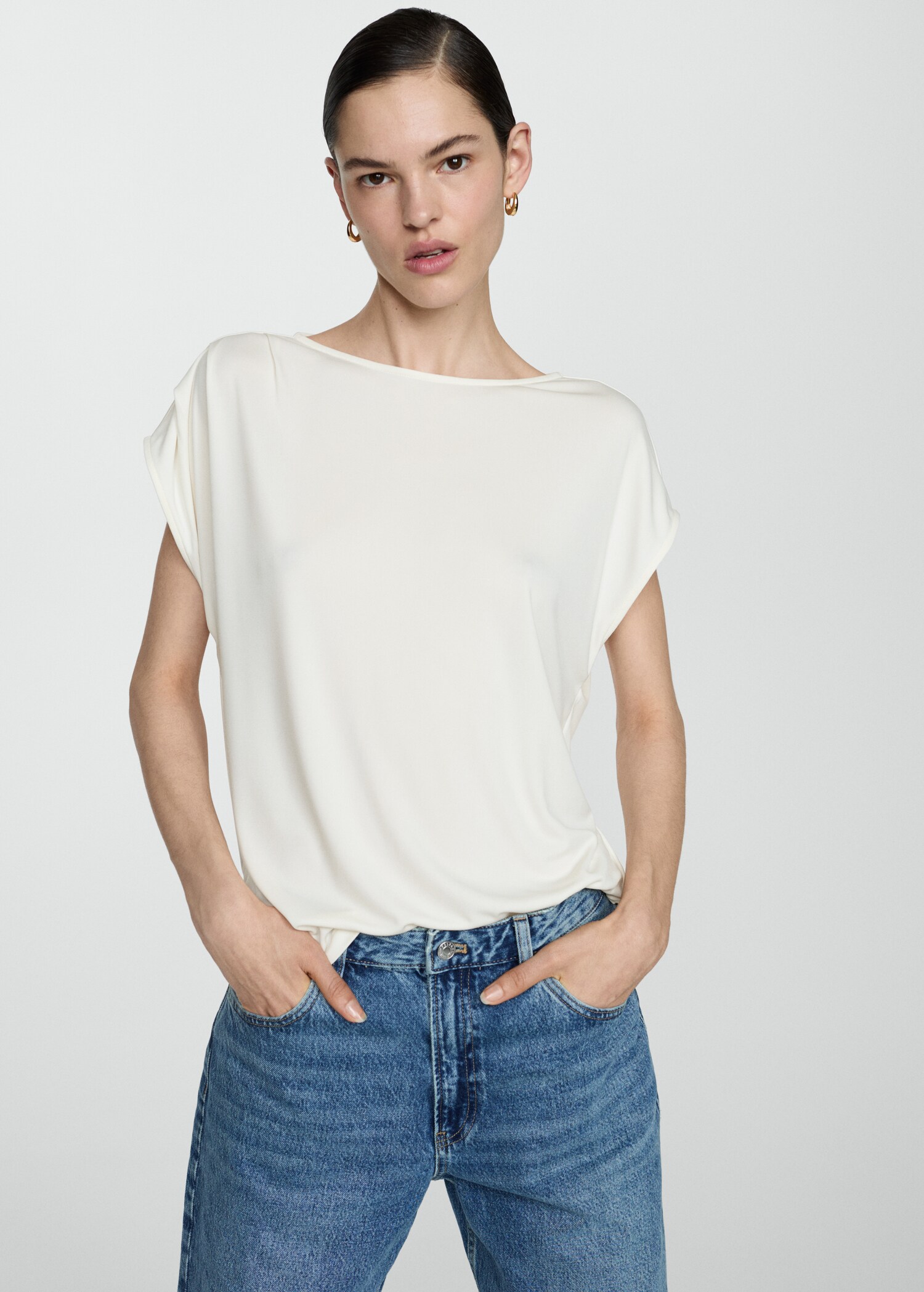Camiseta manga corta oversize - Plano medio