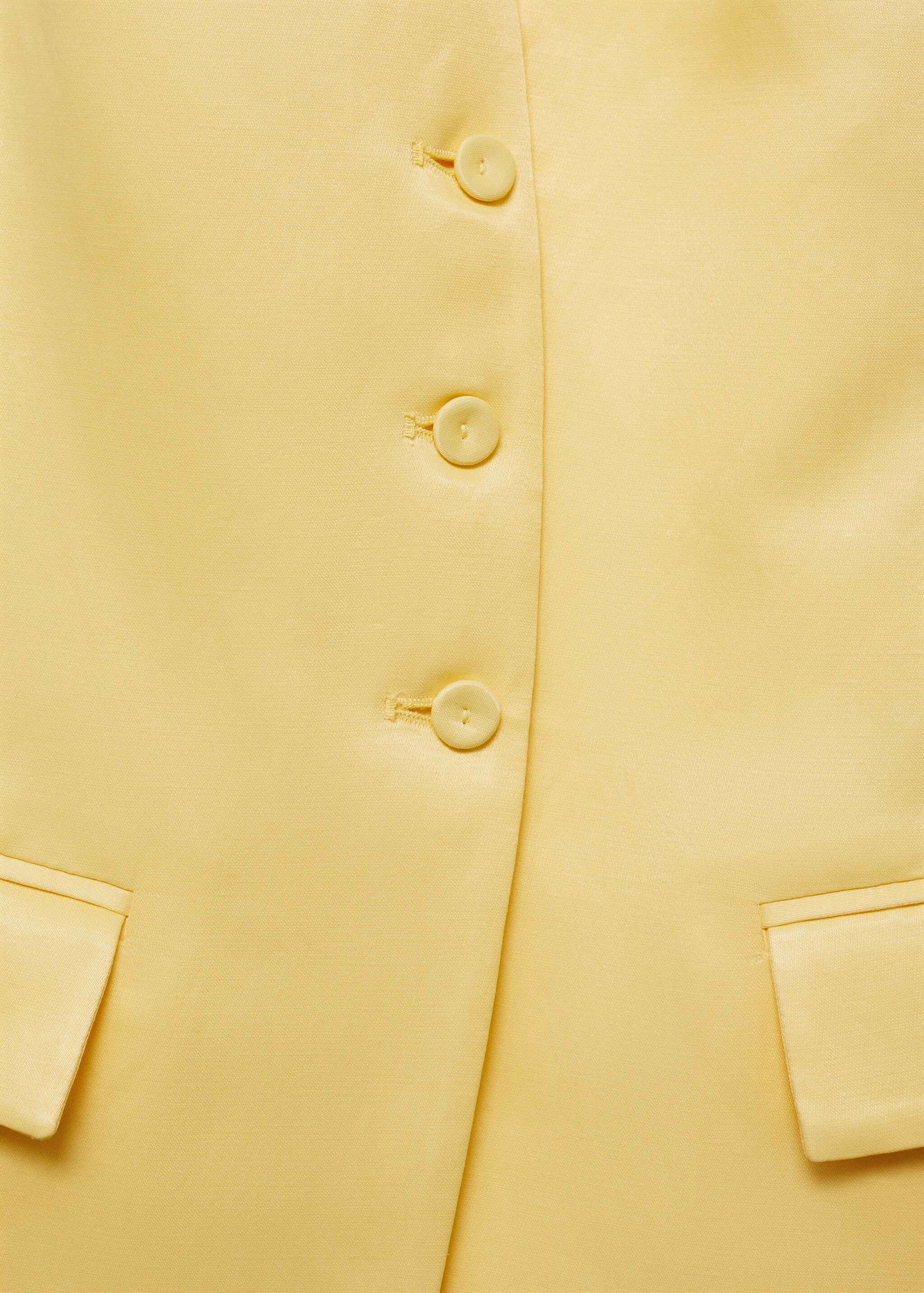 Halter-neck gilet with buttons - Details of the article 8