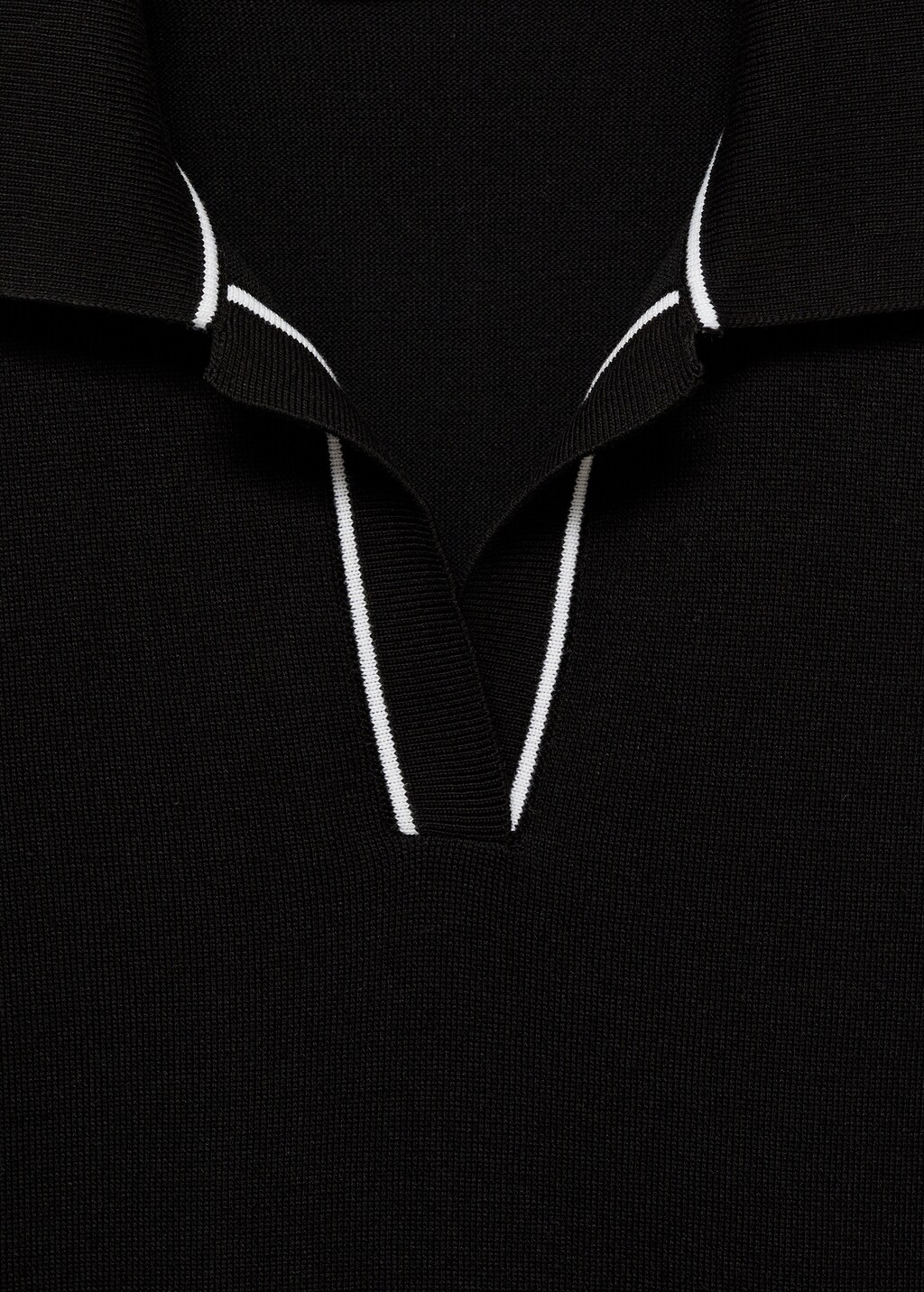 Polo-neck knitted top