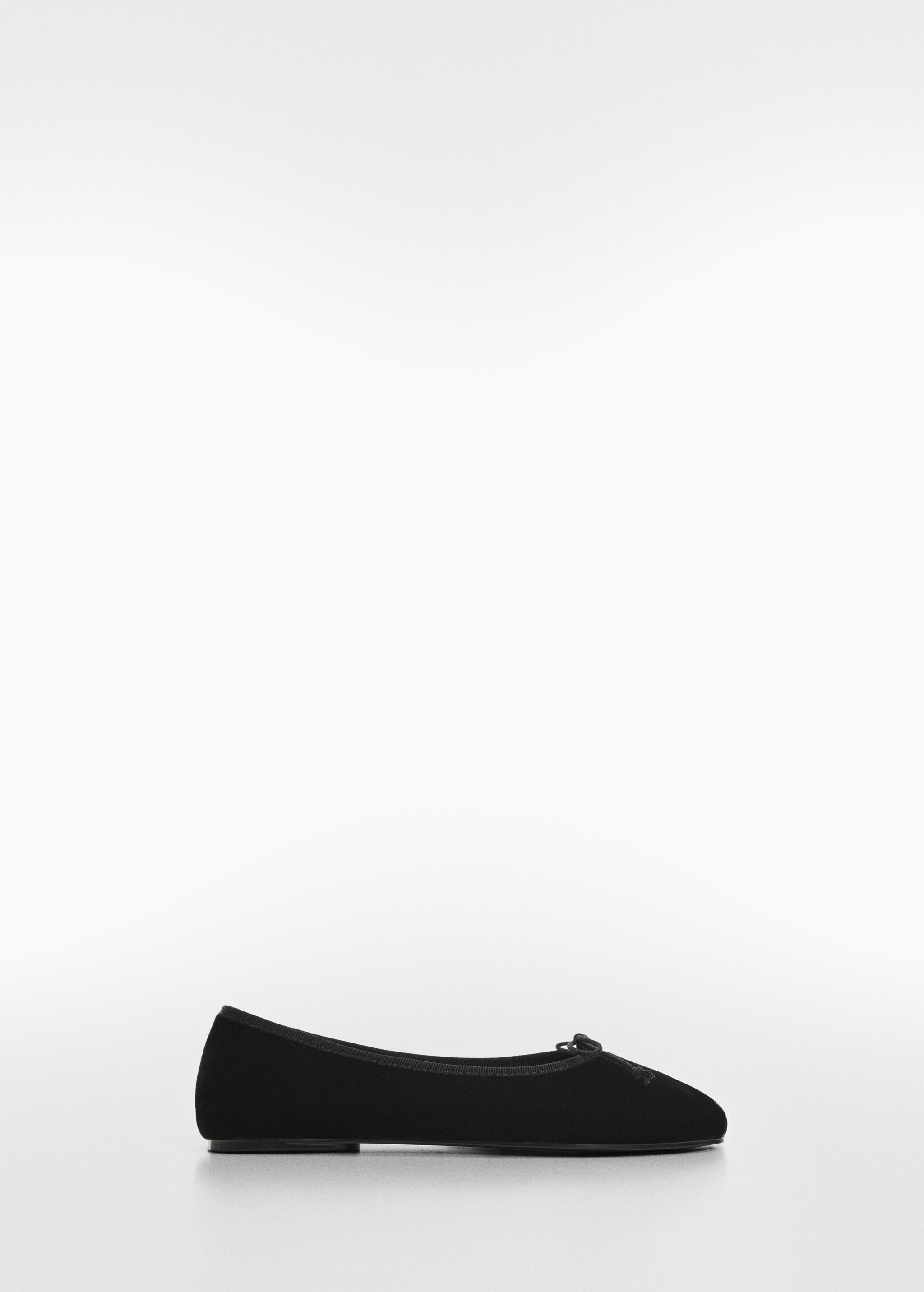 حذاء باليرينا مخملي مزين بفيونكة - منتج دون نموذج