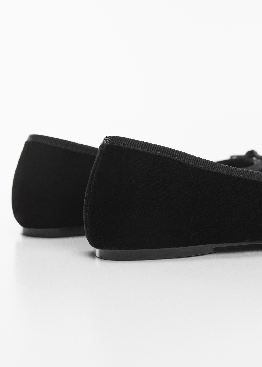 bow-detail ballerina shoes