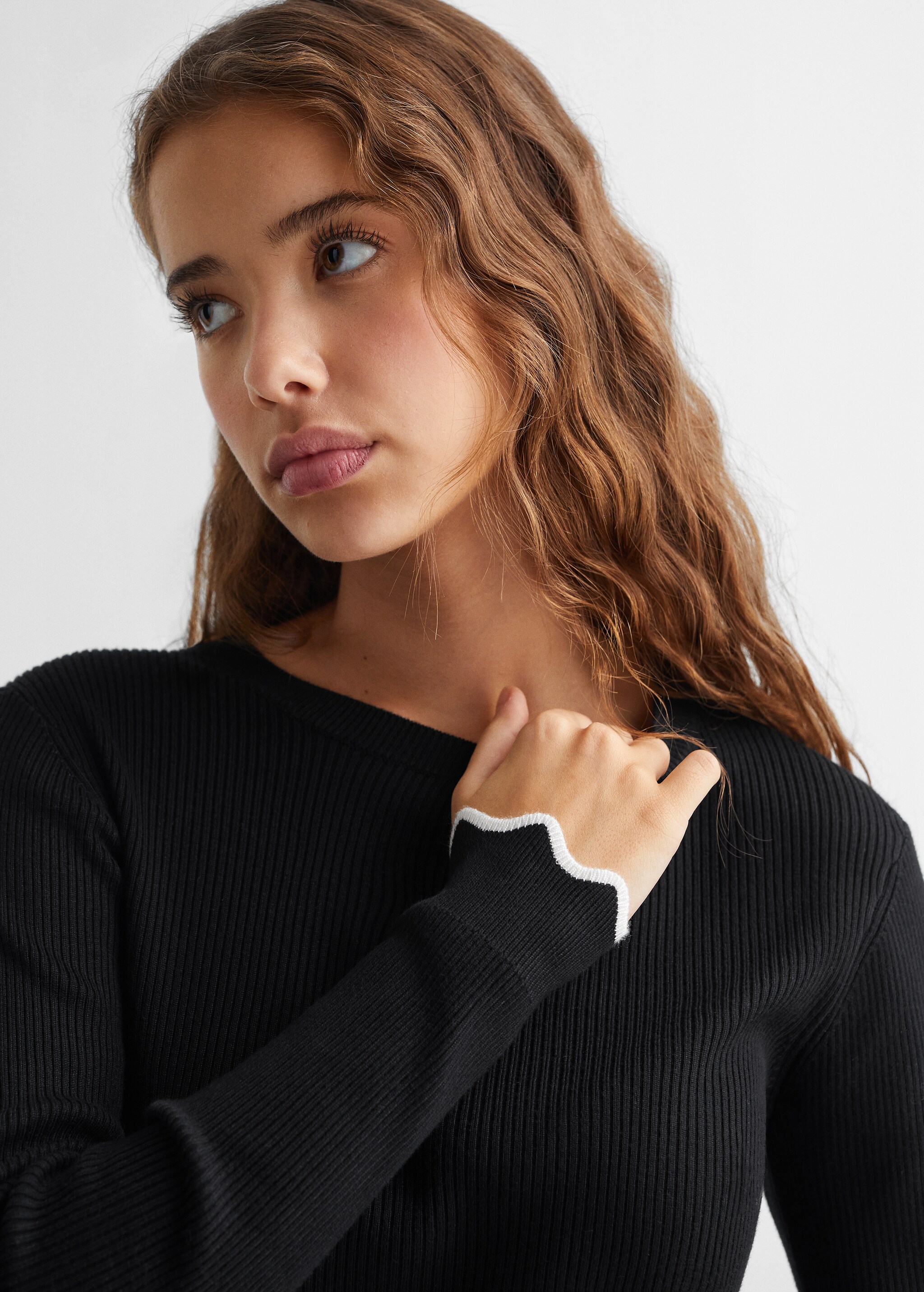 Contrast ribbed sweater - Details of the article 1