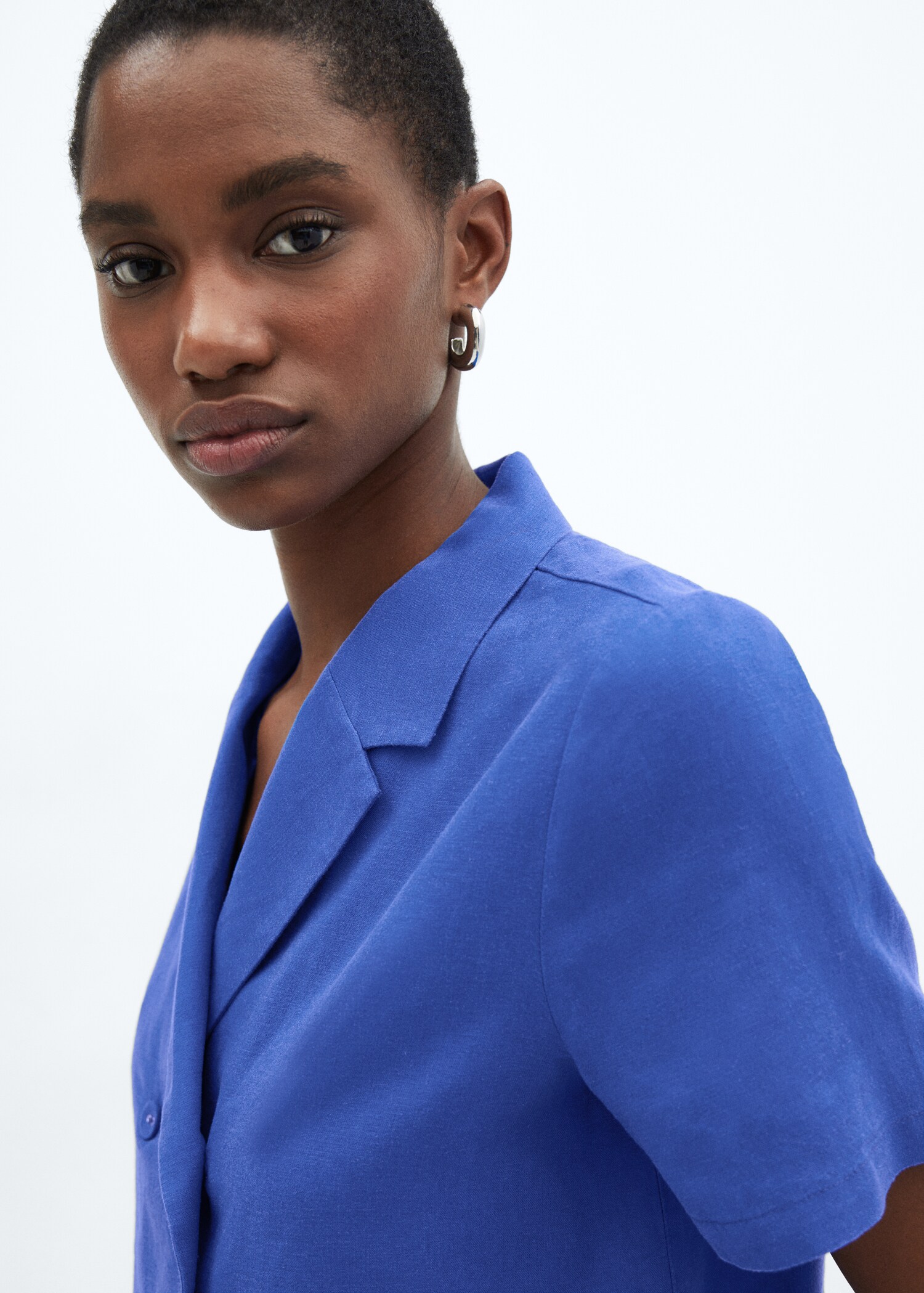 Short sleeve linen-blend shirt - Details of the article 1