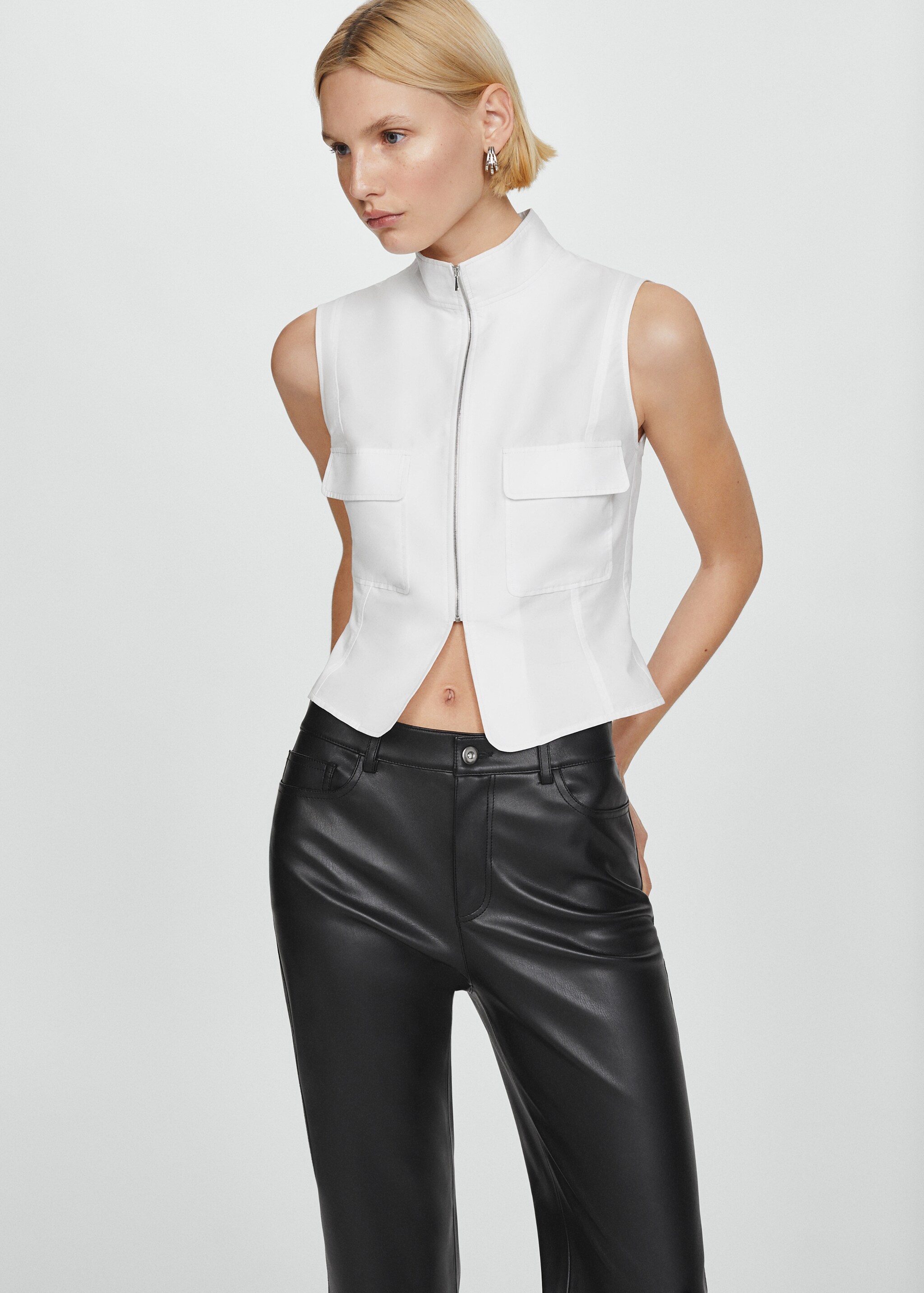 Leather-effect straight trousers - Details of the article 1
