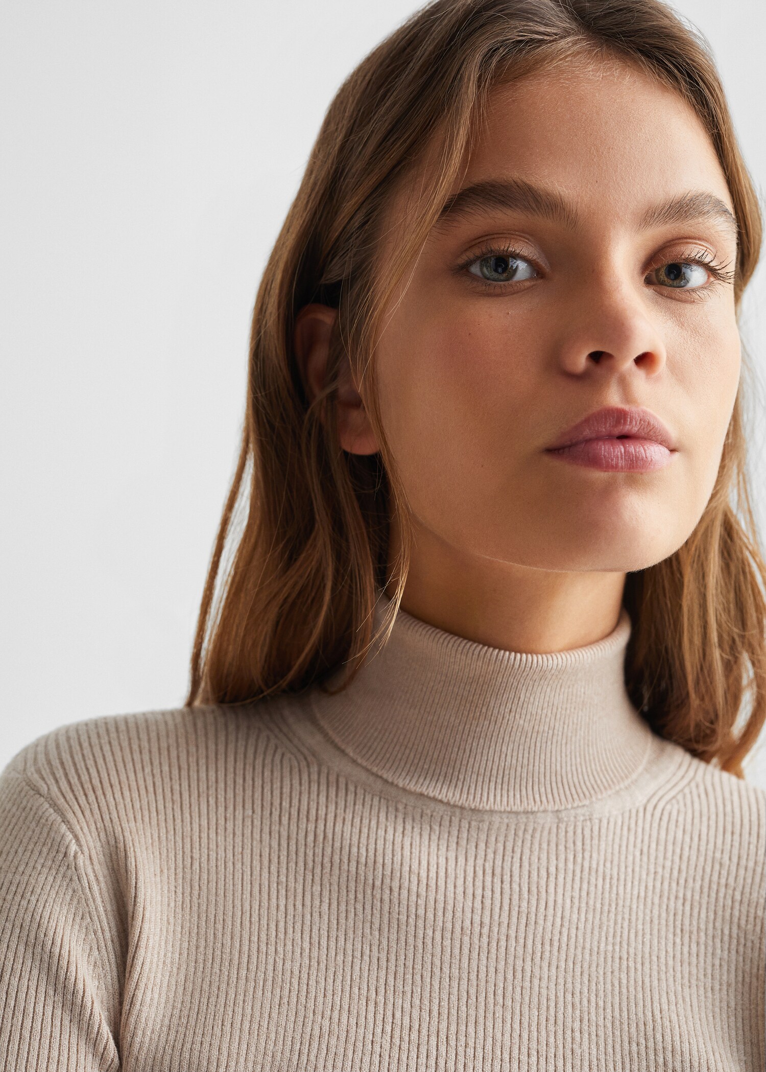 Turtleneck sweater - Details of the article 1