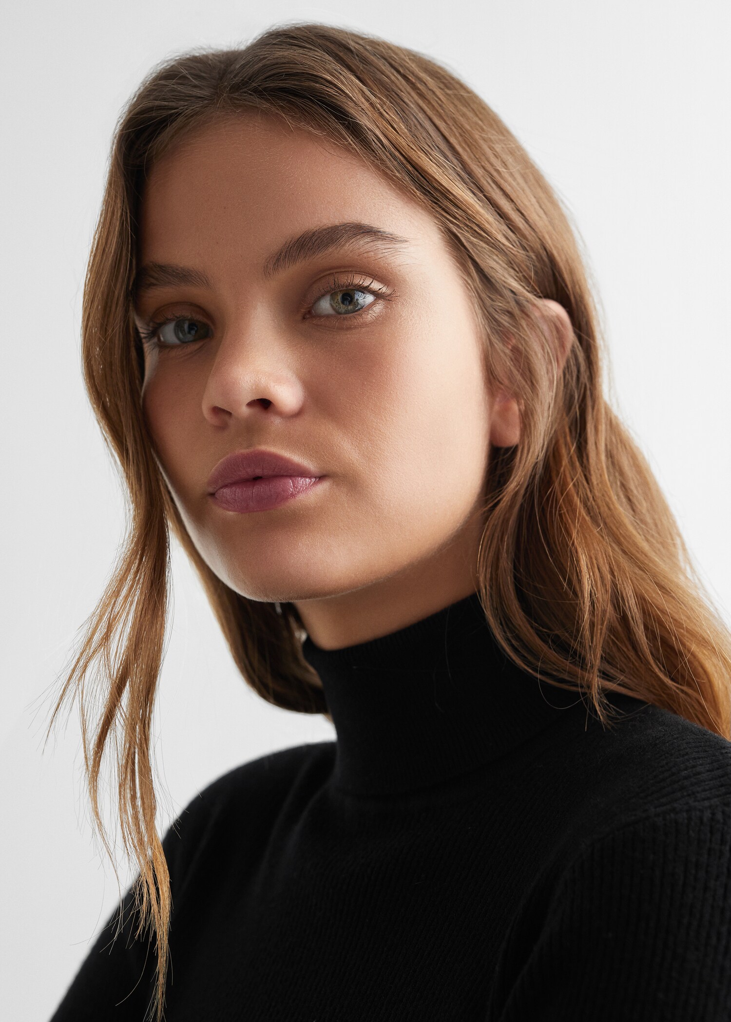 Turtleneck sweater - Details of the article 1