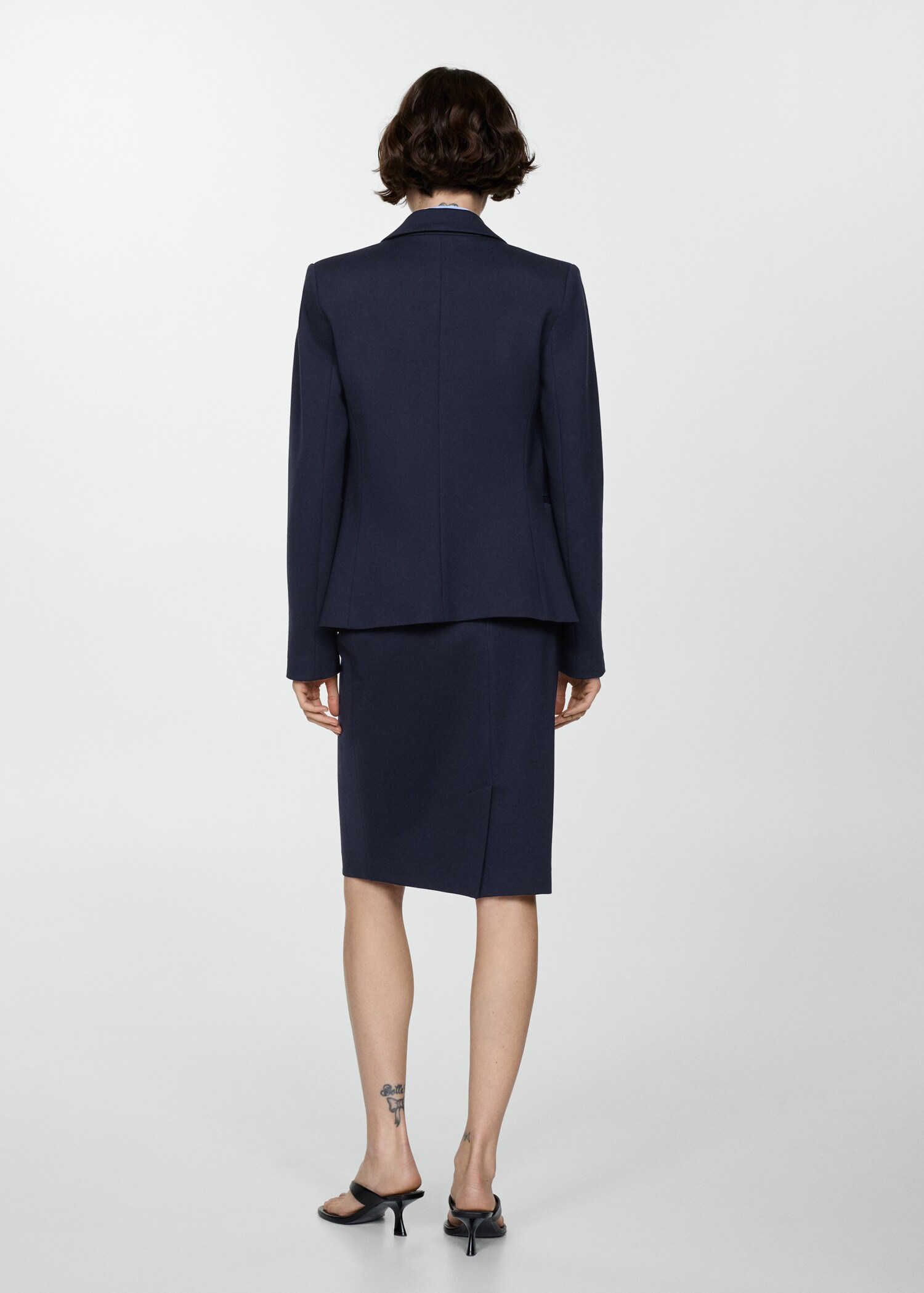 Blazer entallada punto roma - Reverso del artículo