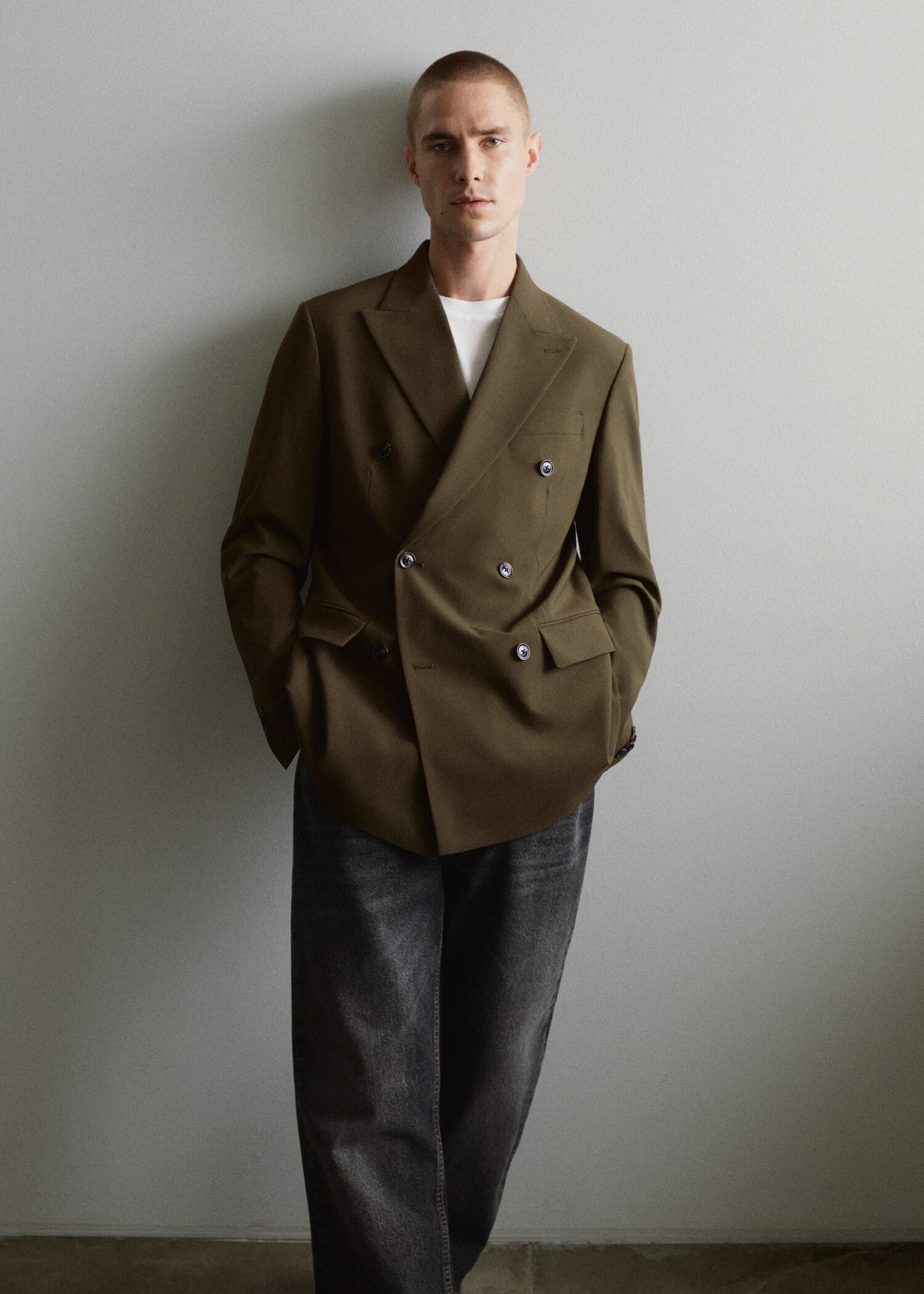 Slim fit double-breasted suit blazer - Details of the article 6