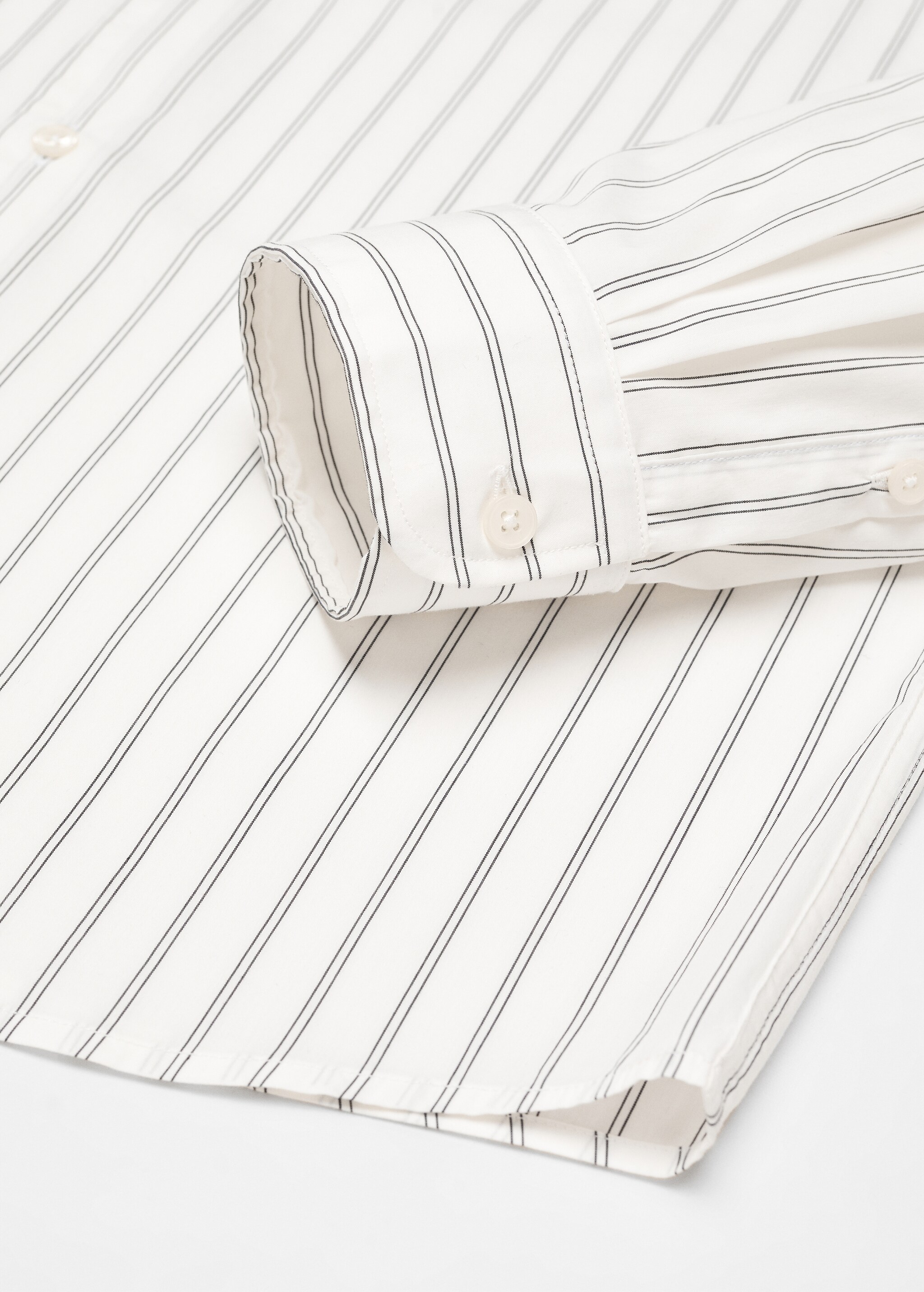 Classic-fit striped poplin shirt - Details of the article 8