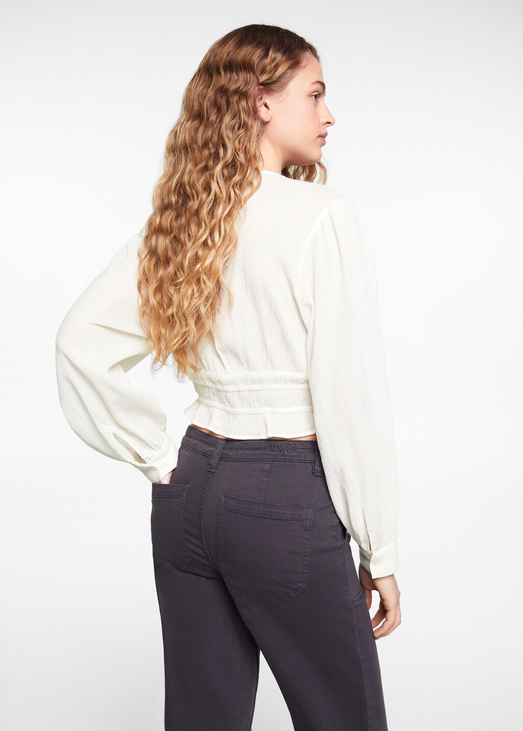 Mango blusa blanca deals