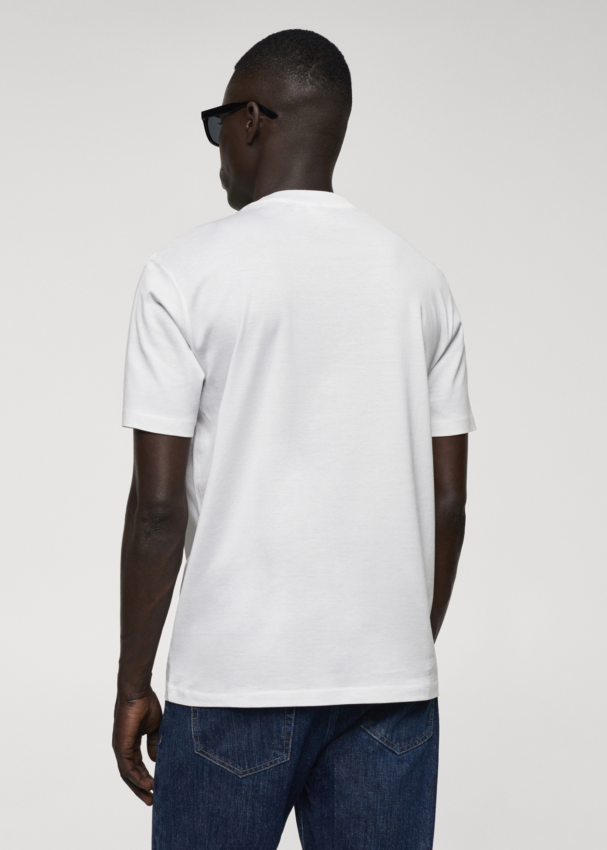 Mercerized slim fit T-shirt - Reverse of the article
