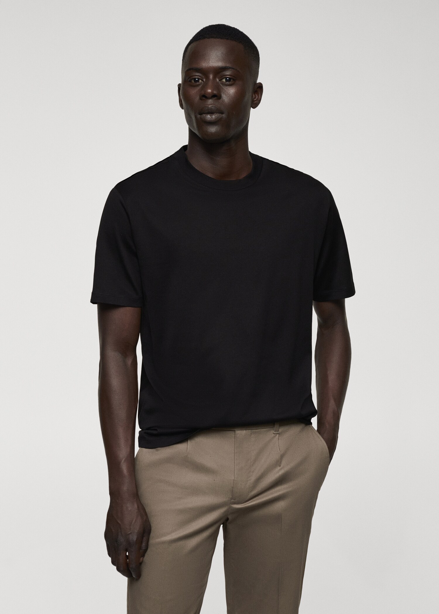 T-shirt slim-fit mercerisé - Plan moyen
