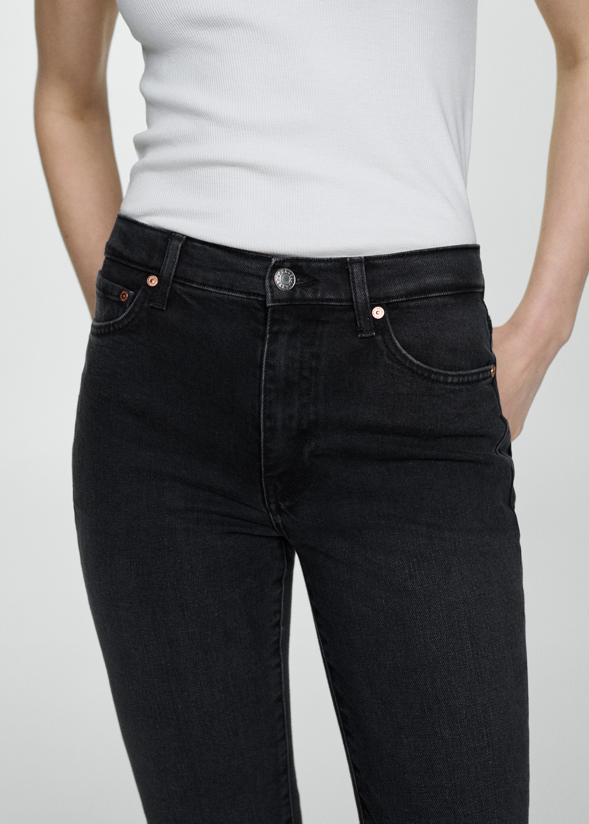 Slim cropped jeans - Details of the article 6