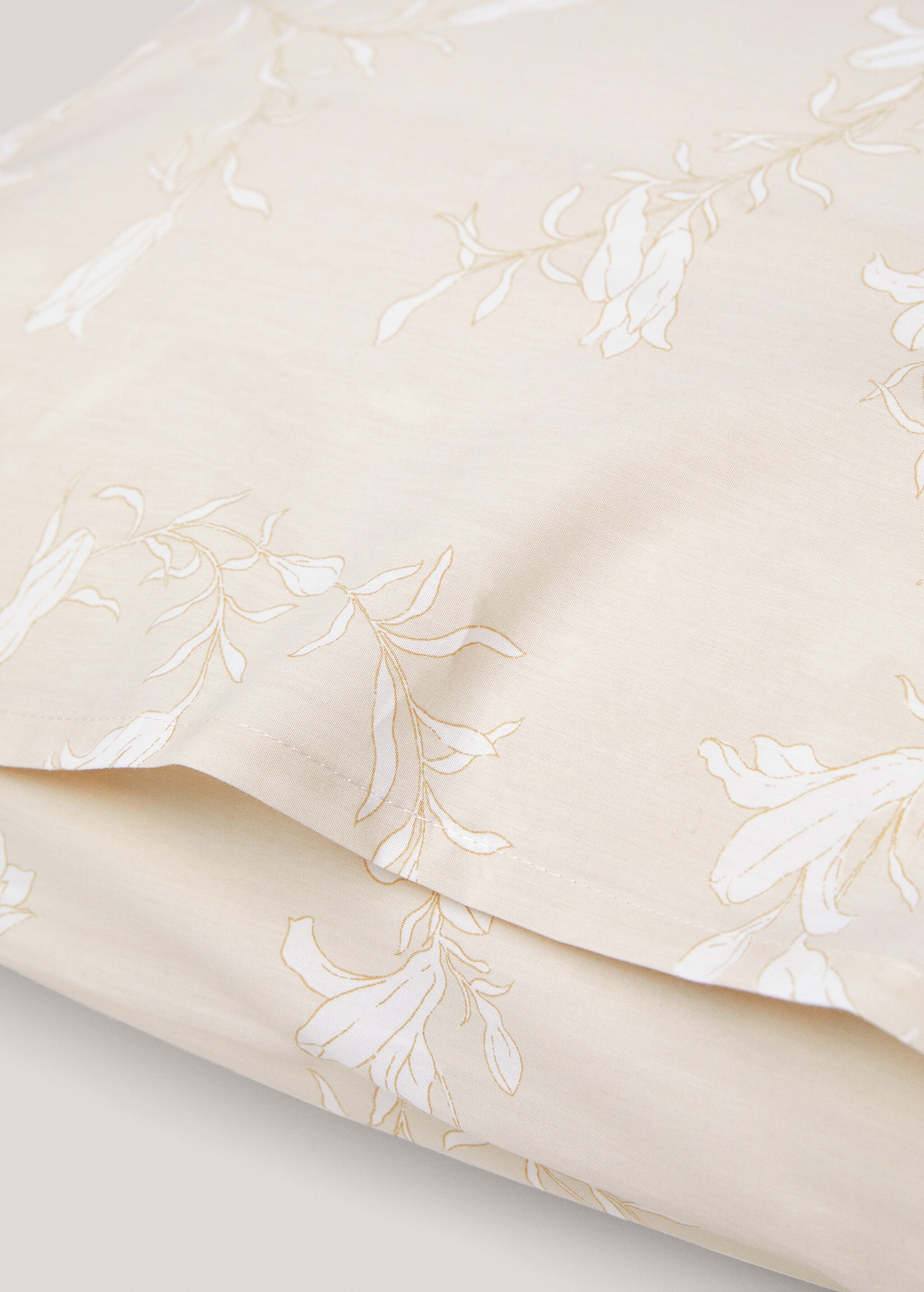 Floral-print cotton pillowcase 60x60cm - Details of the article 2