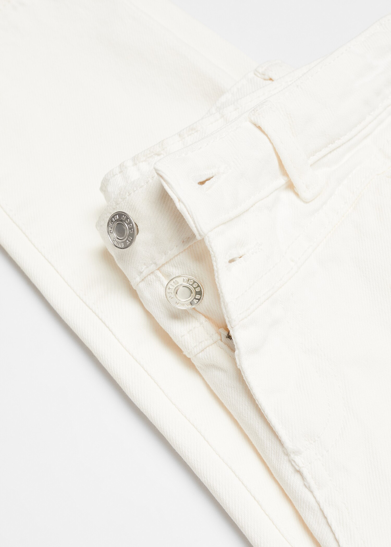 Cotton mom-fit jeans - Details of the article 8