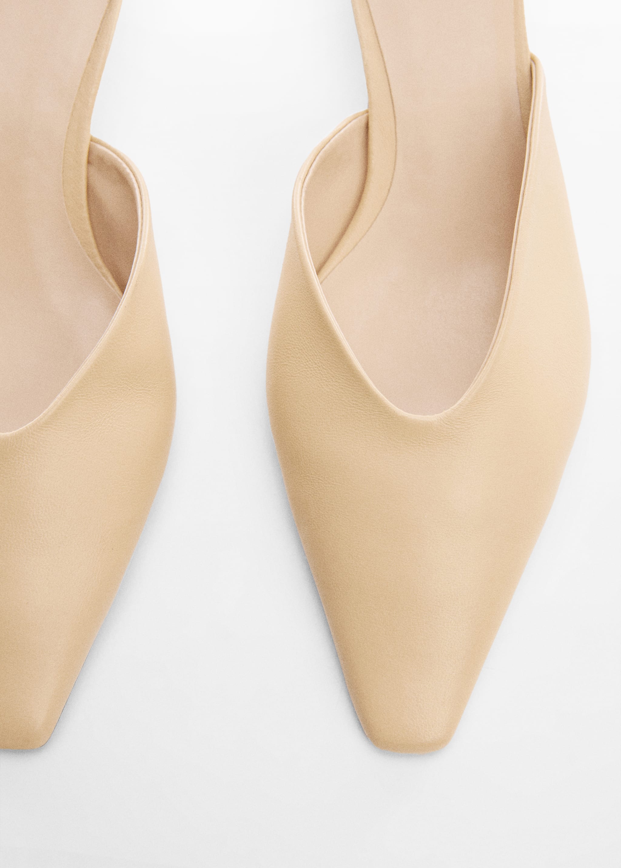 Pointed toe leather shoes - Details of the article 2