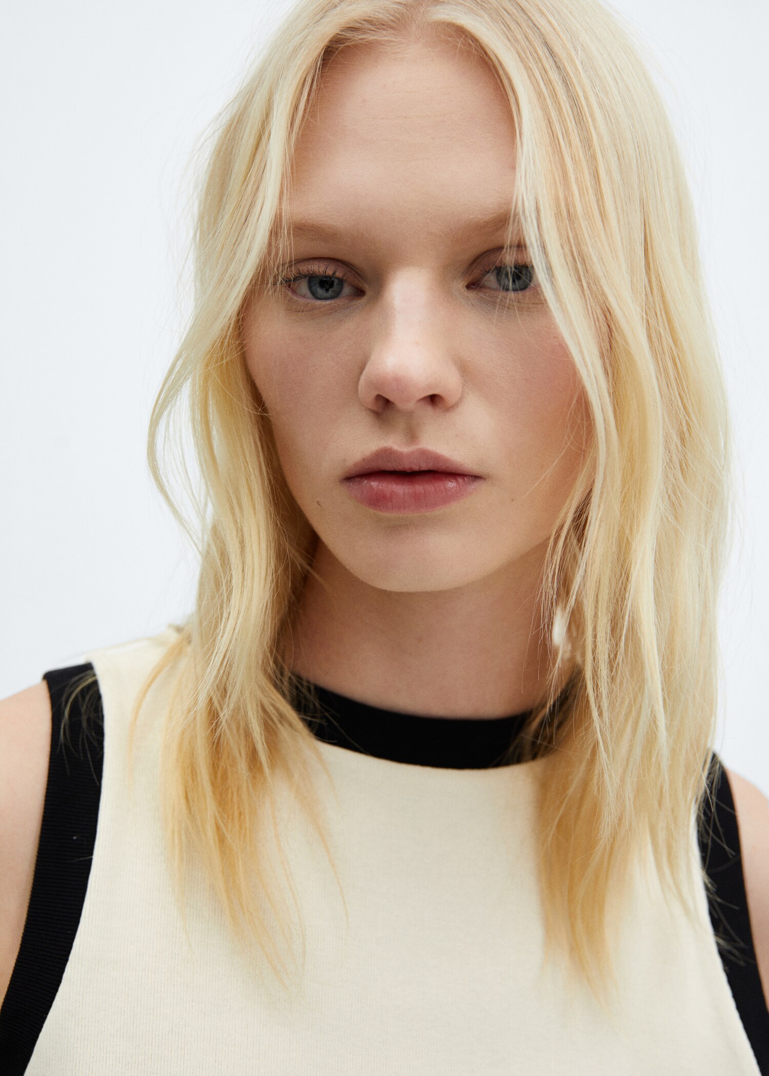 Contrast trim top - Details of the article 1