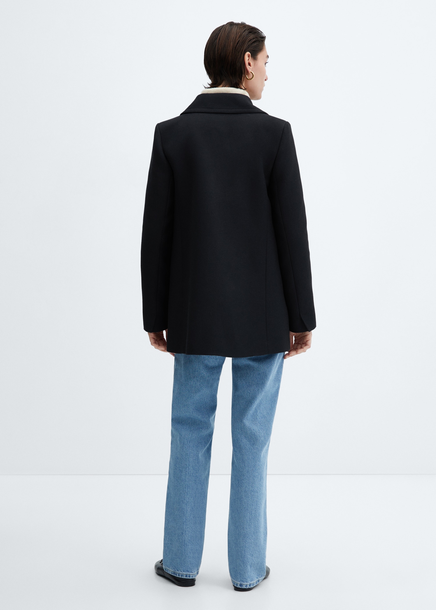 Shirt collar button coat - Reverse of the article