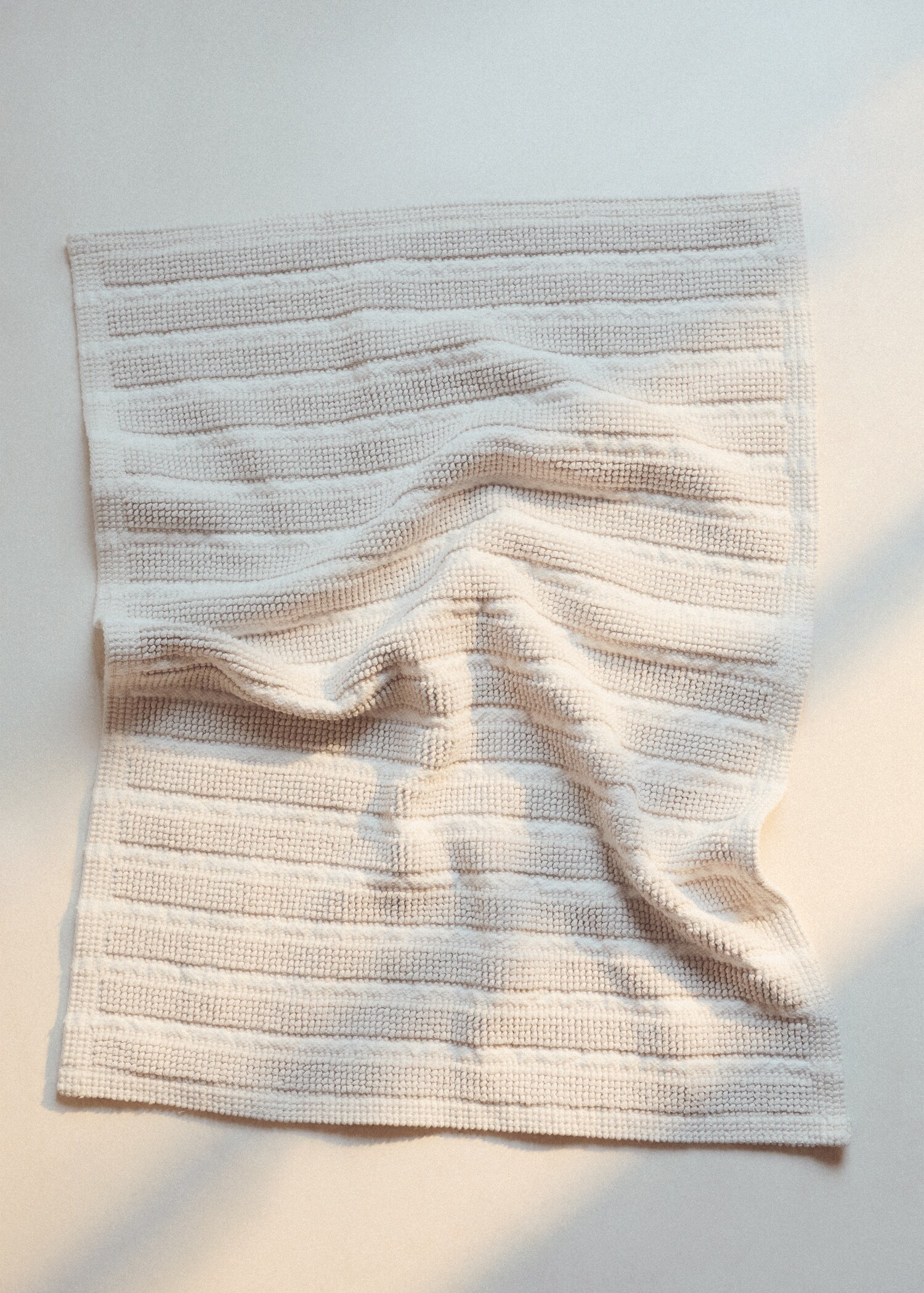 Dywanik łazienkowy z dzianiny boucle w paski - Szczegóły artykułu 6