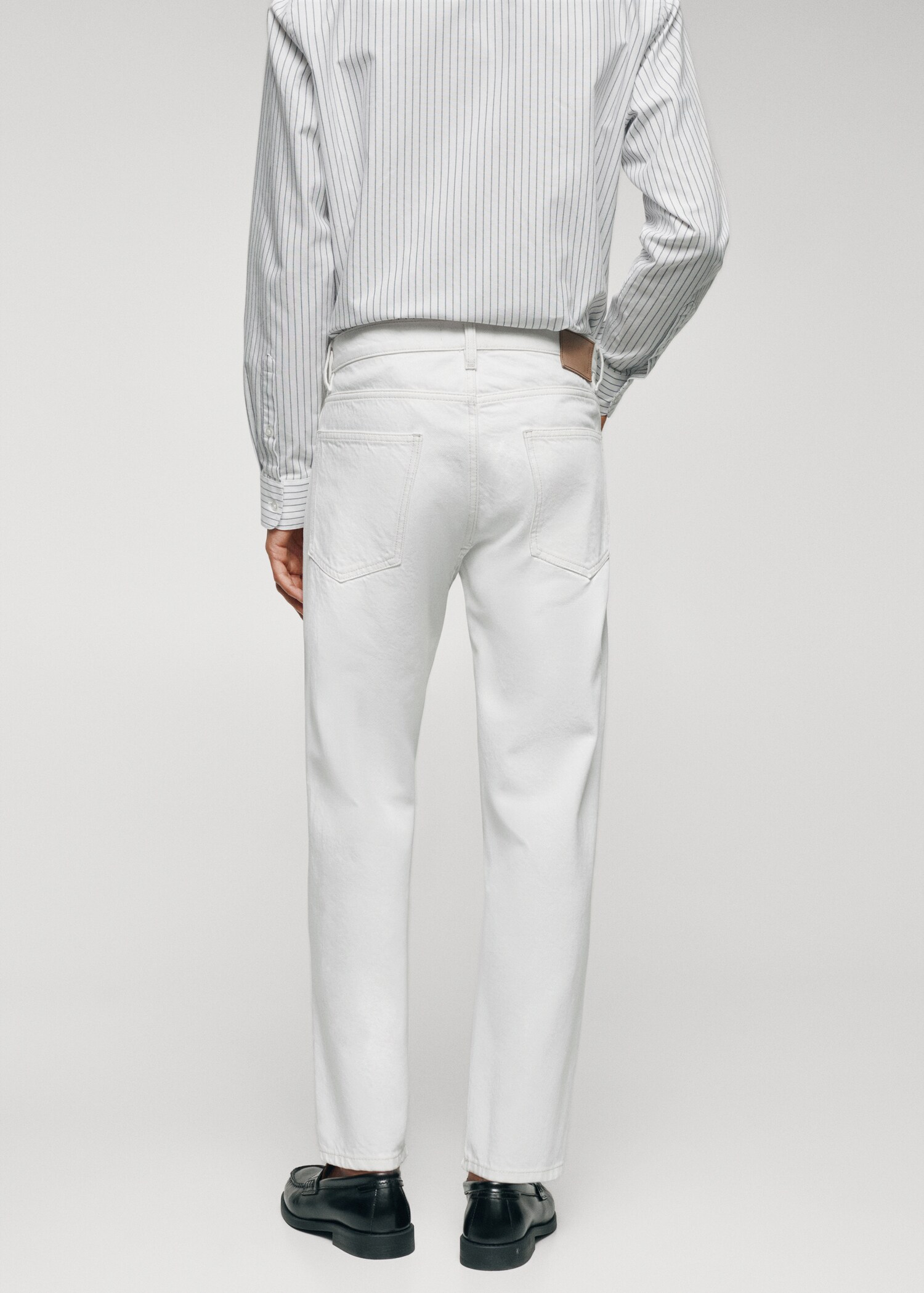 Jeans tapered fit  - Reverso del artículo