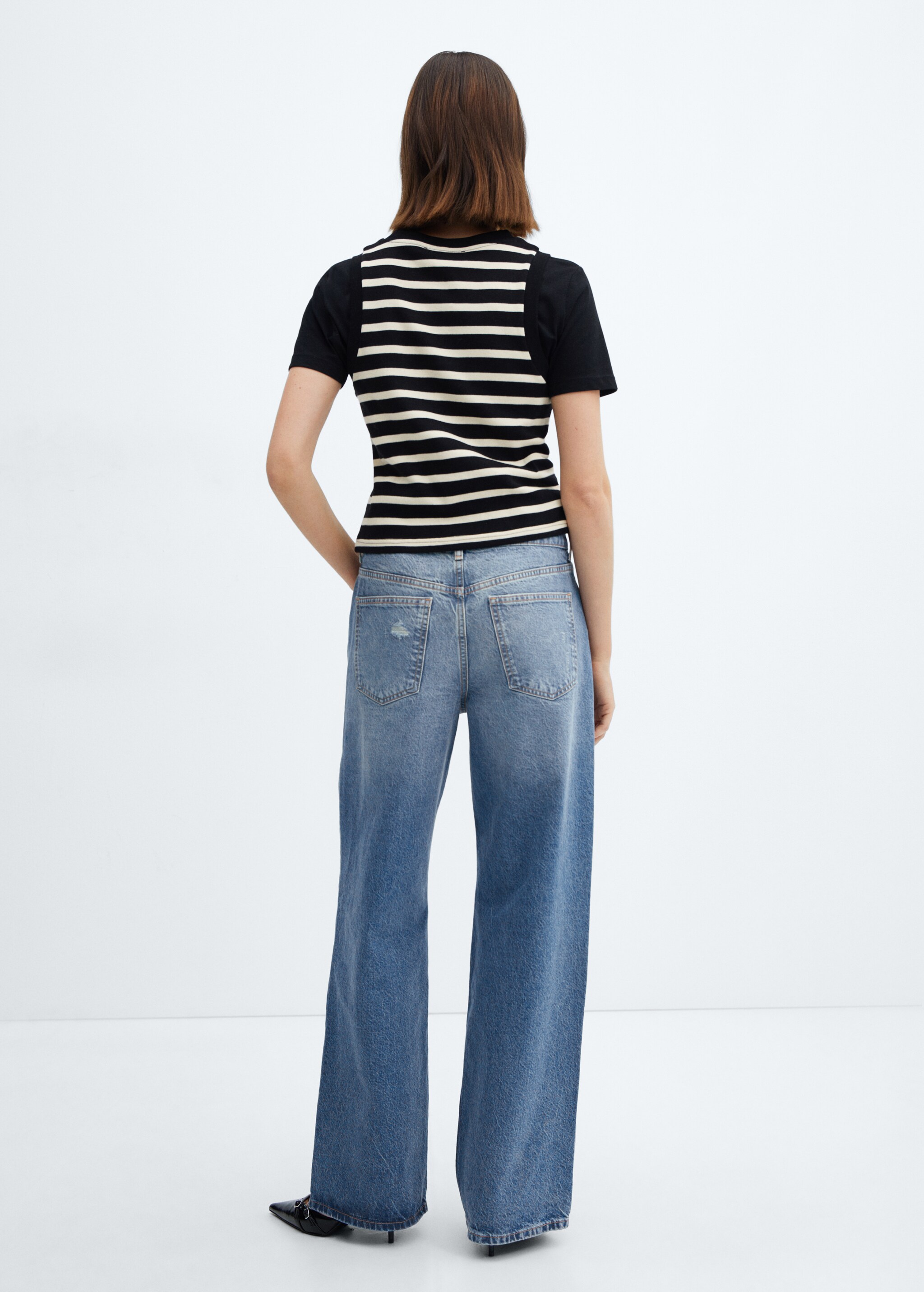 Loose mid-rise wideleg jeans - Reverse of the article