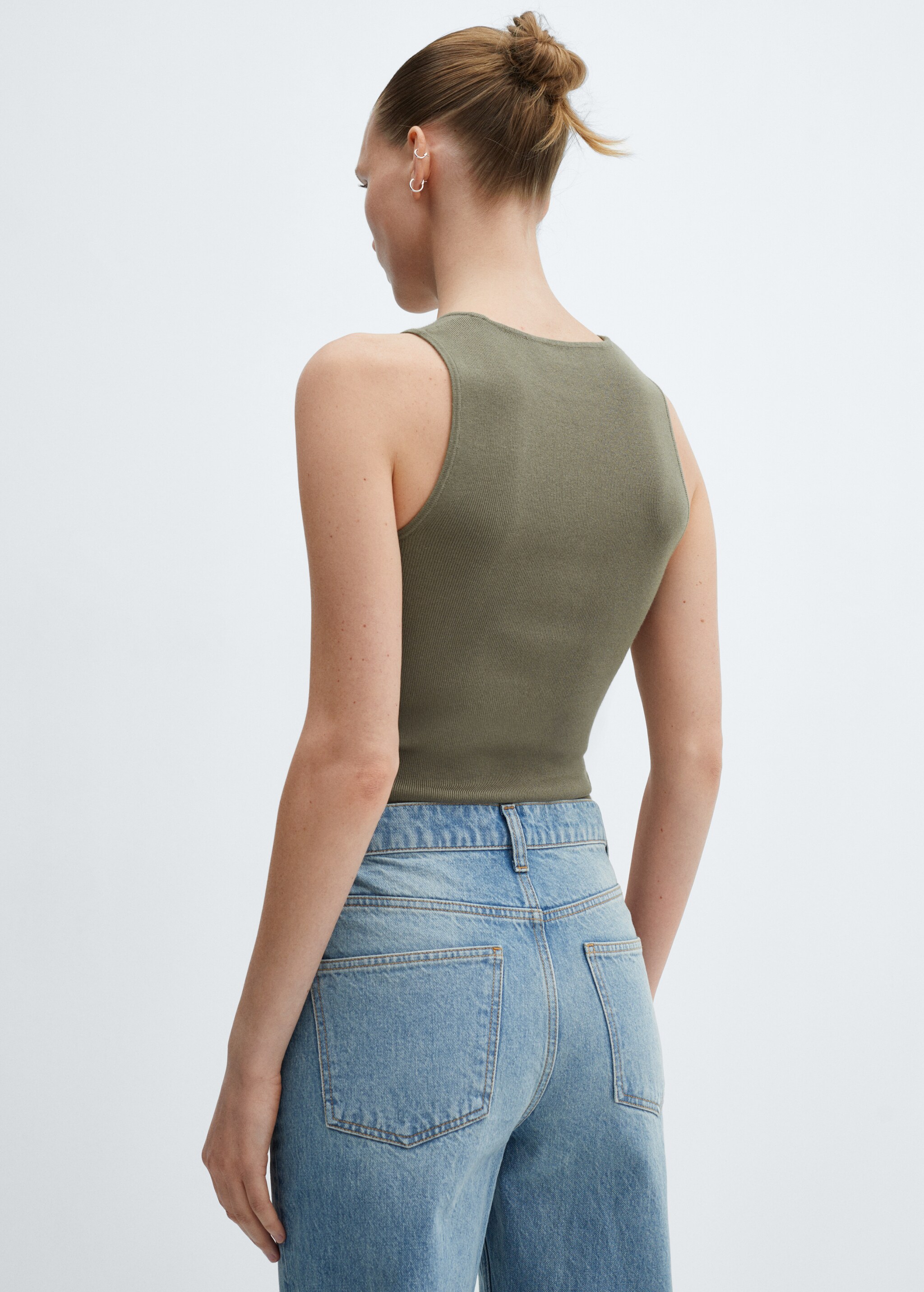 Knitted top with wide straps - Reverse of the article