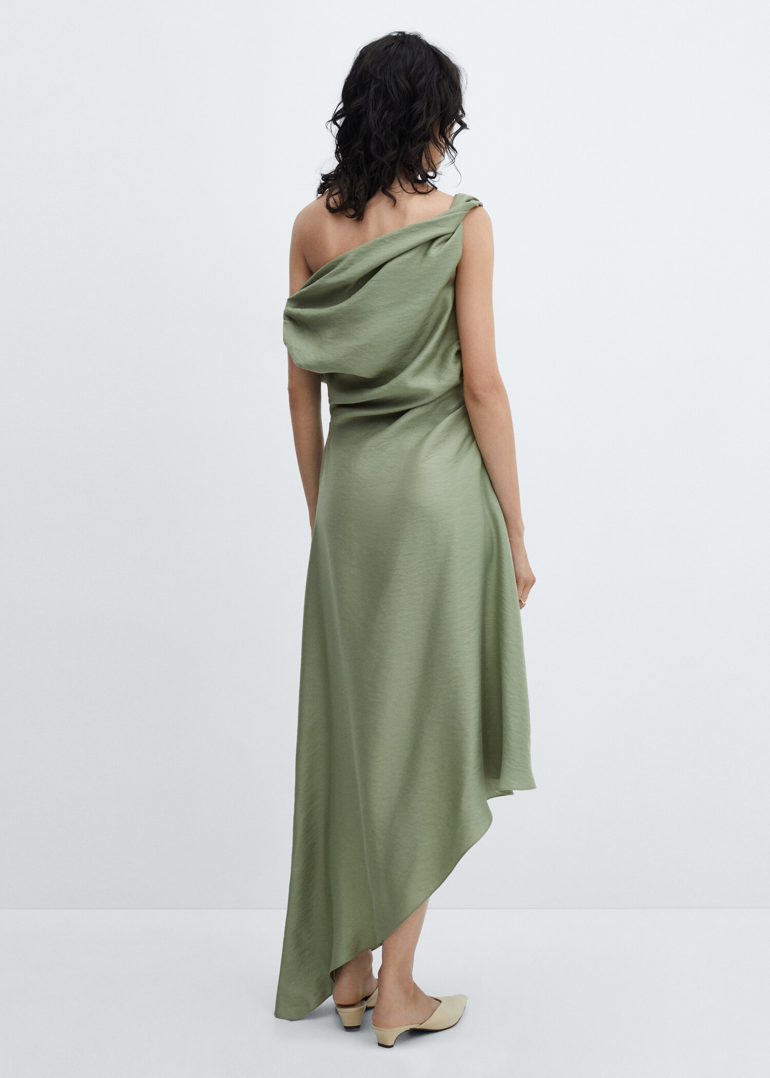 Asymmetrical pleated dress - Reverse of the article
