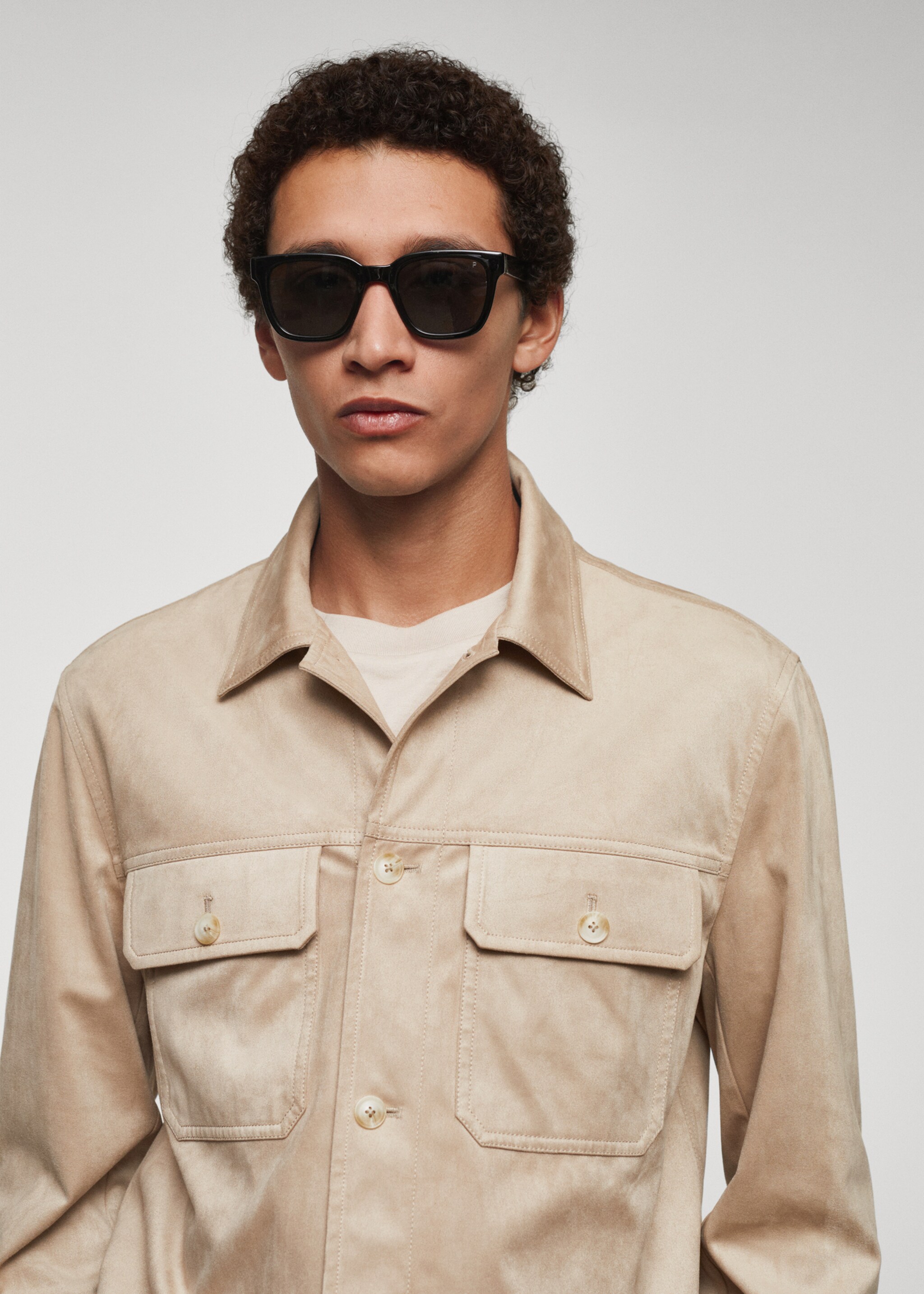 Suede effect overshirt with pockets - Details of the article 1