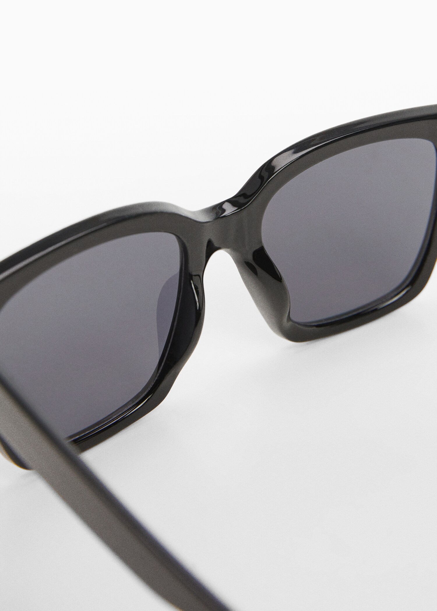 Squared frame sunglasses - Woman | MANGO Taiwan area