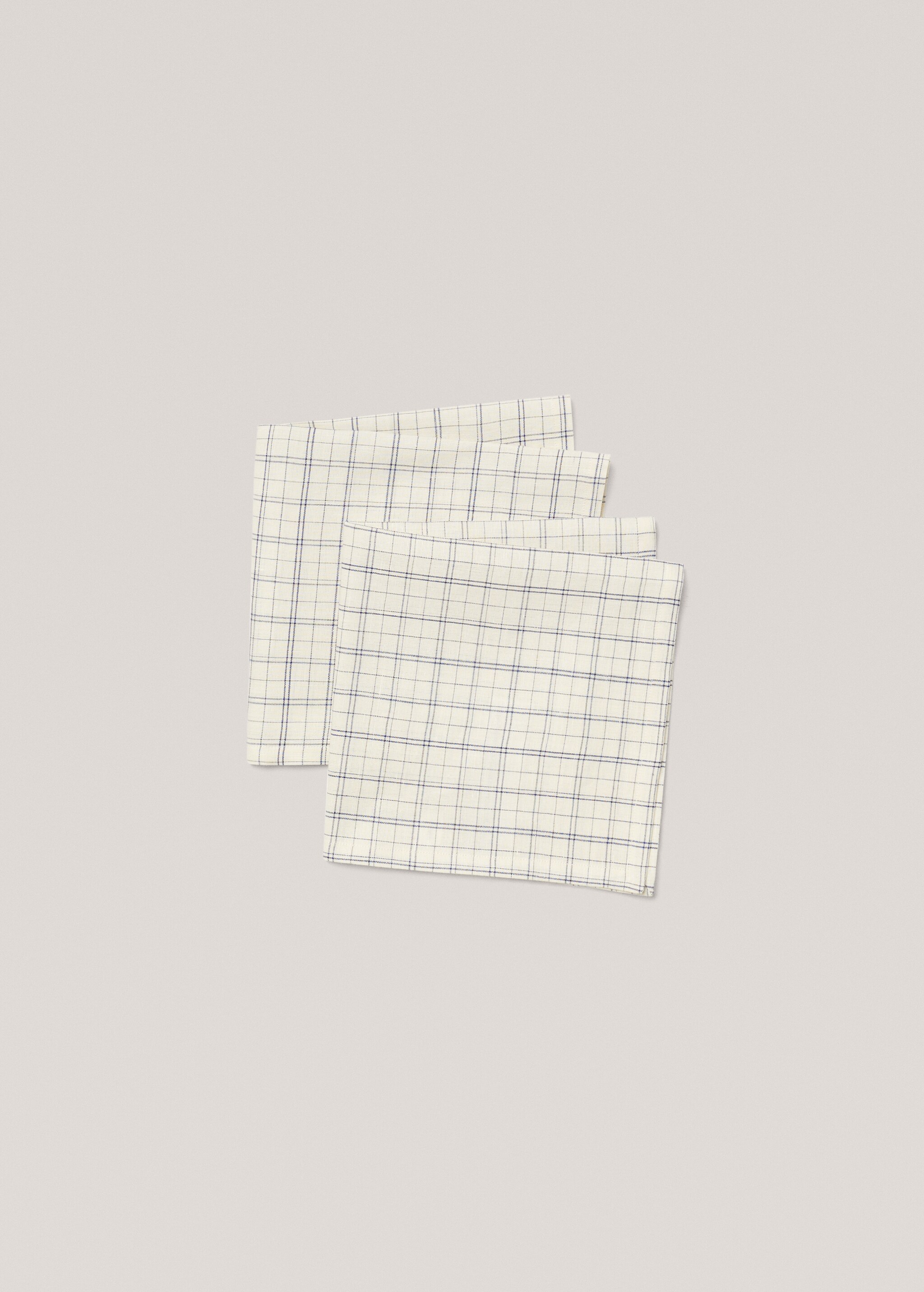 Cotton and linen napkin with checkered print - Details of the article 2
