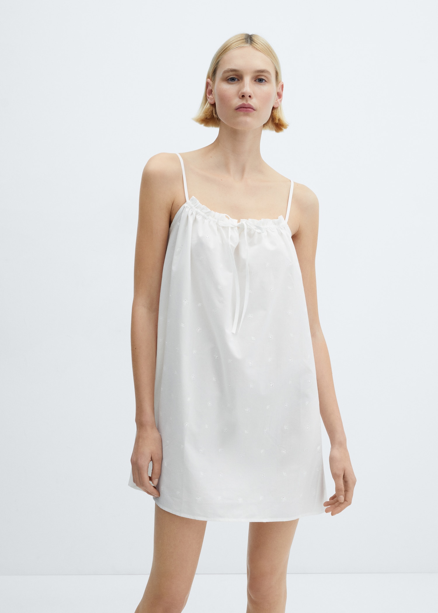 Cotton nightgown with openwork details - Medium plane