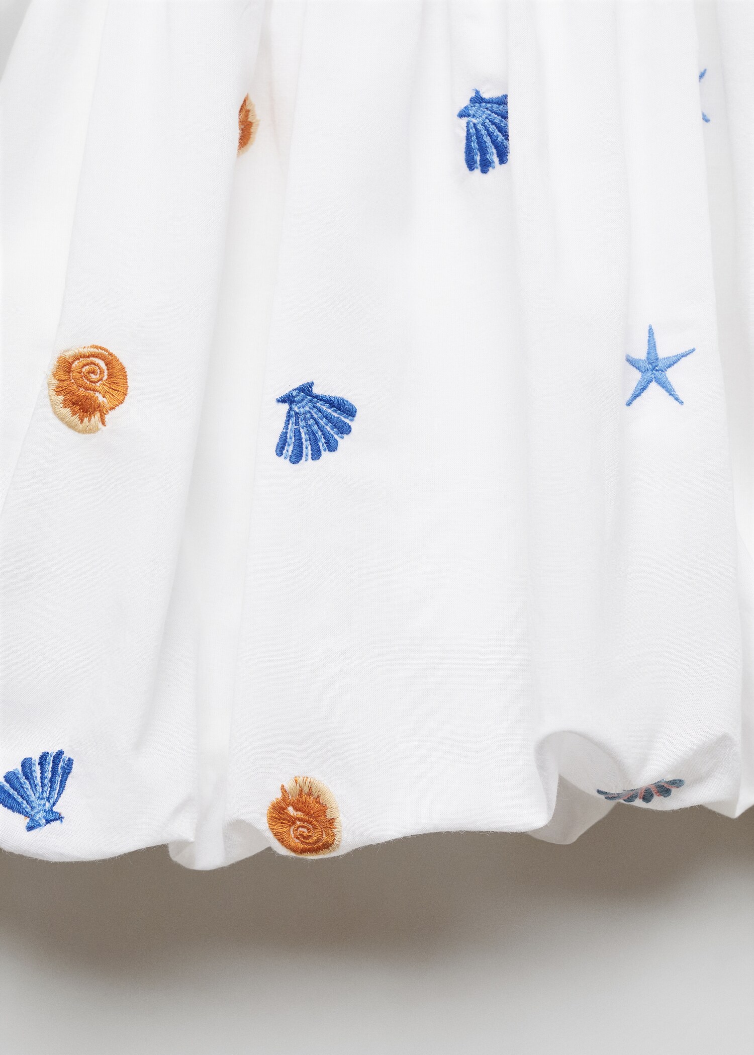Bedrukte blouse met pofmouwen - Detail van het artikel 8