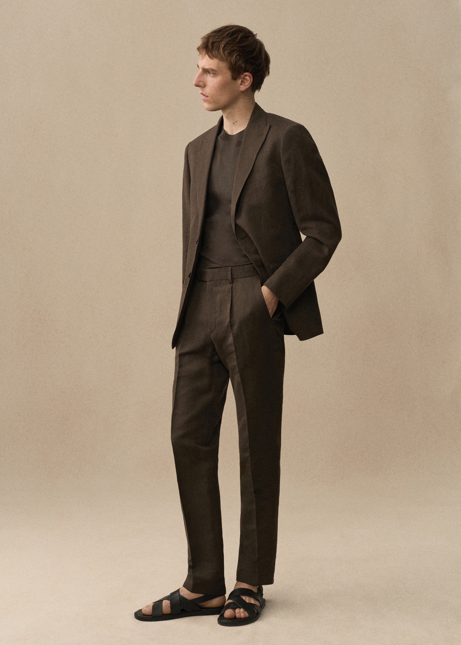 Slim-fit cotton and linen suit pants - Details of the article 5