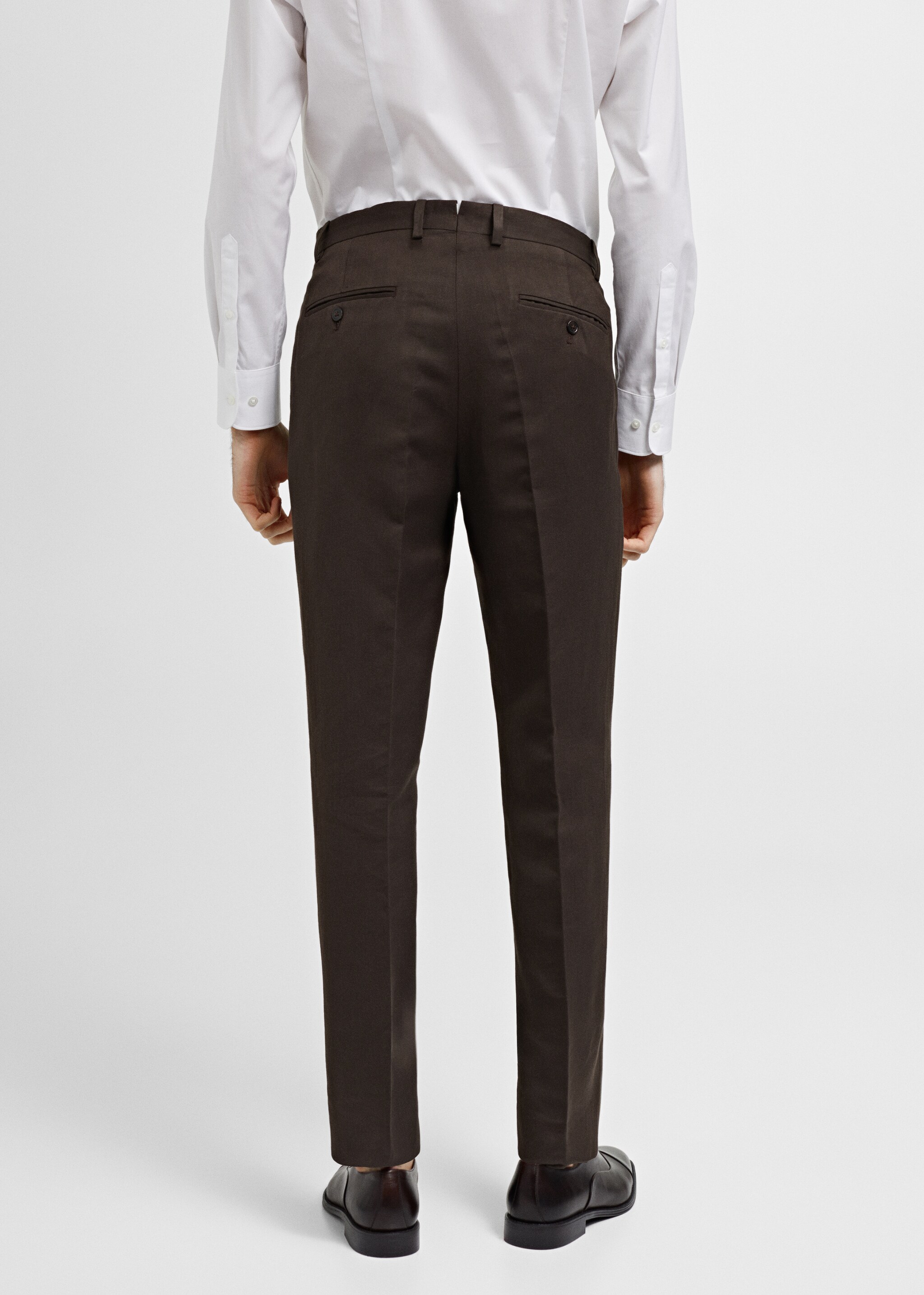 Slim-Fit-Anzughose aus Baumwoll-Leinengemisch - Rückseite des Artikels