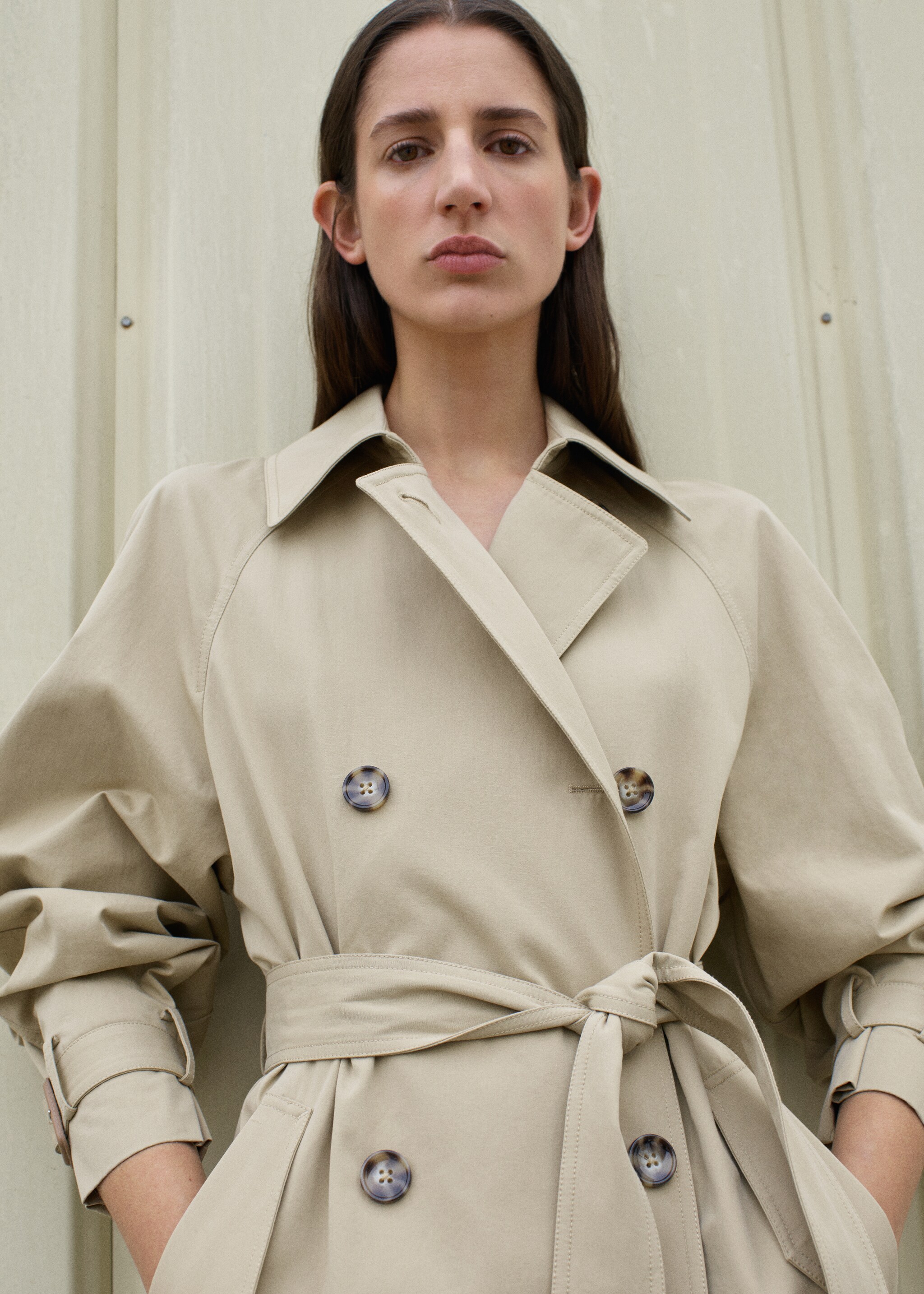 Double-breasted cotton trench coat - Details of the article 9