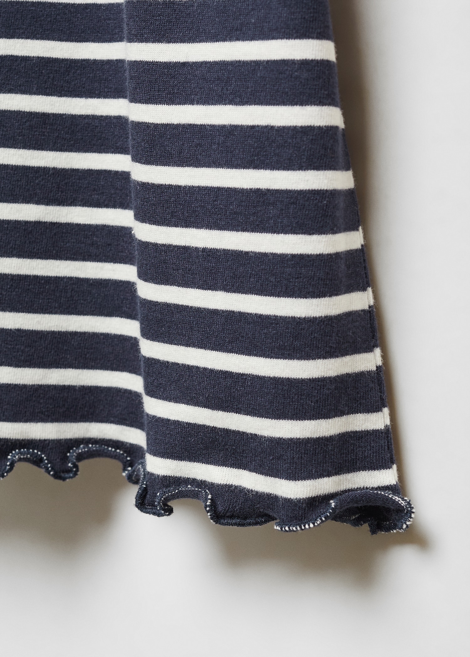 Striped cotton T-shirt - Details of the article 8