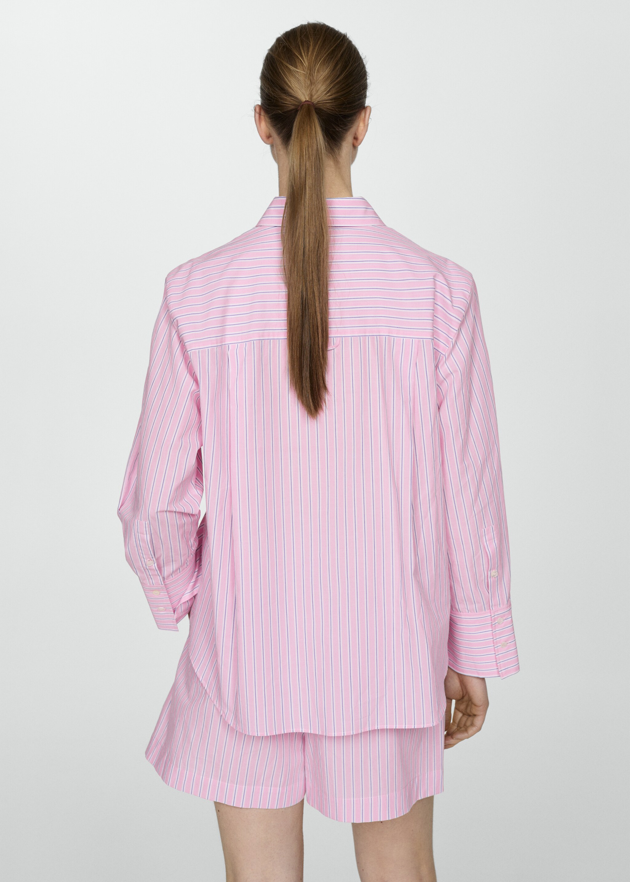 Striped shirt with embroidered shirt - Reverse of the article