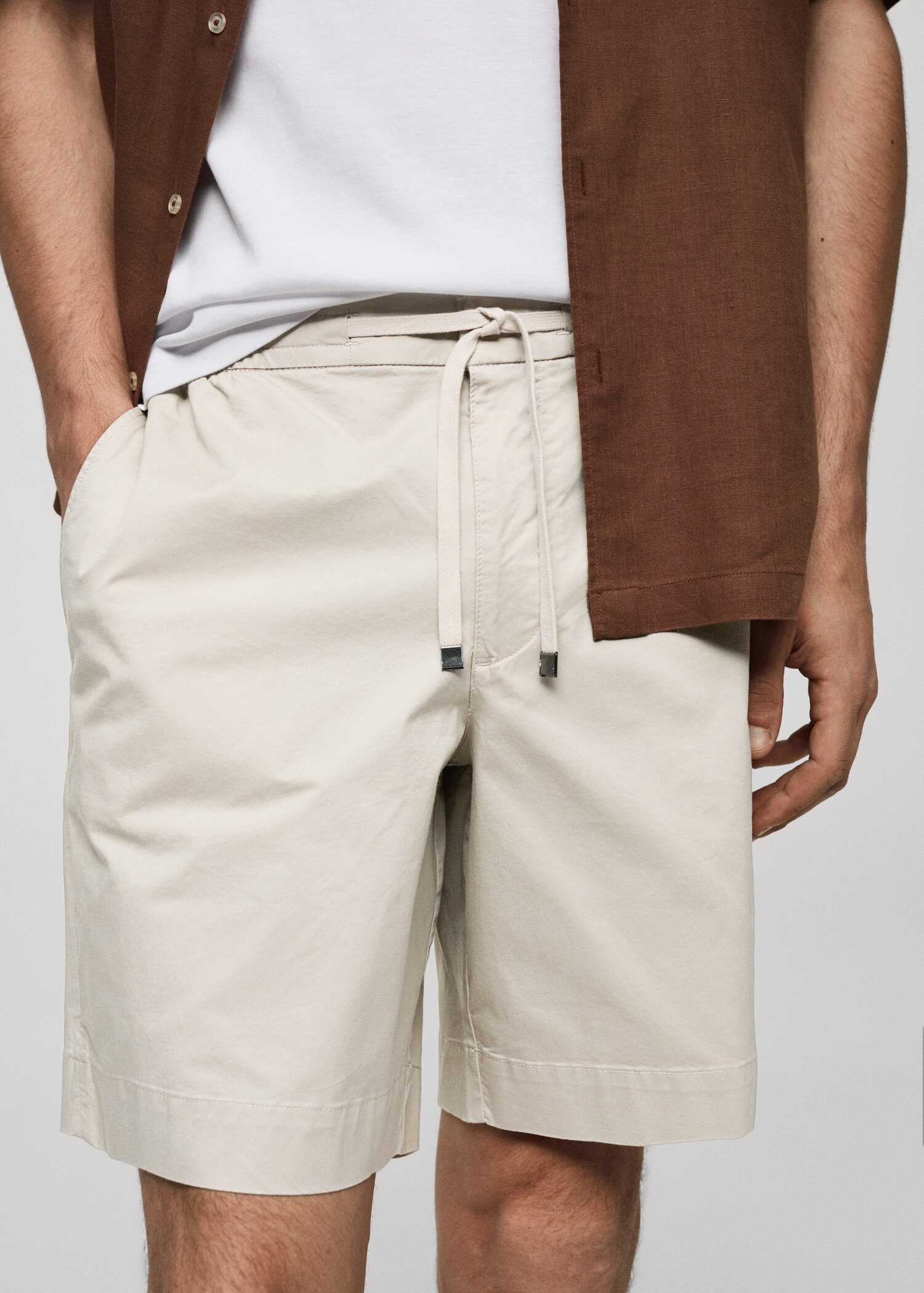 Calções slim fit de algodão - Pormenor do artigo 1