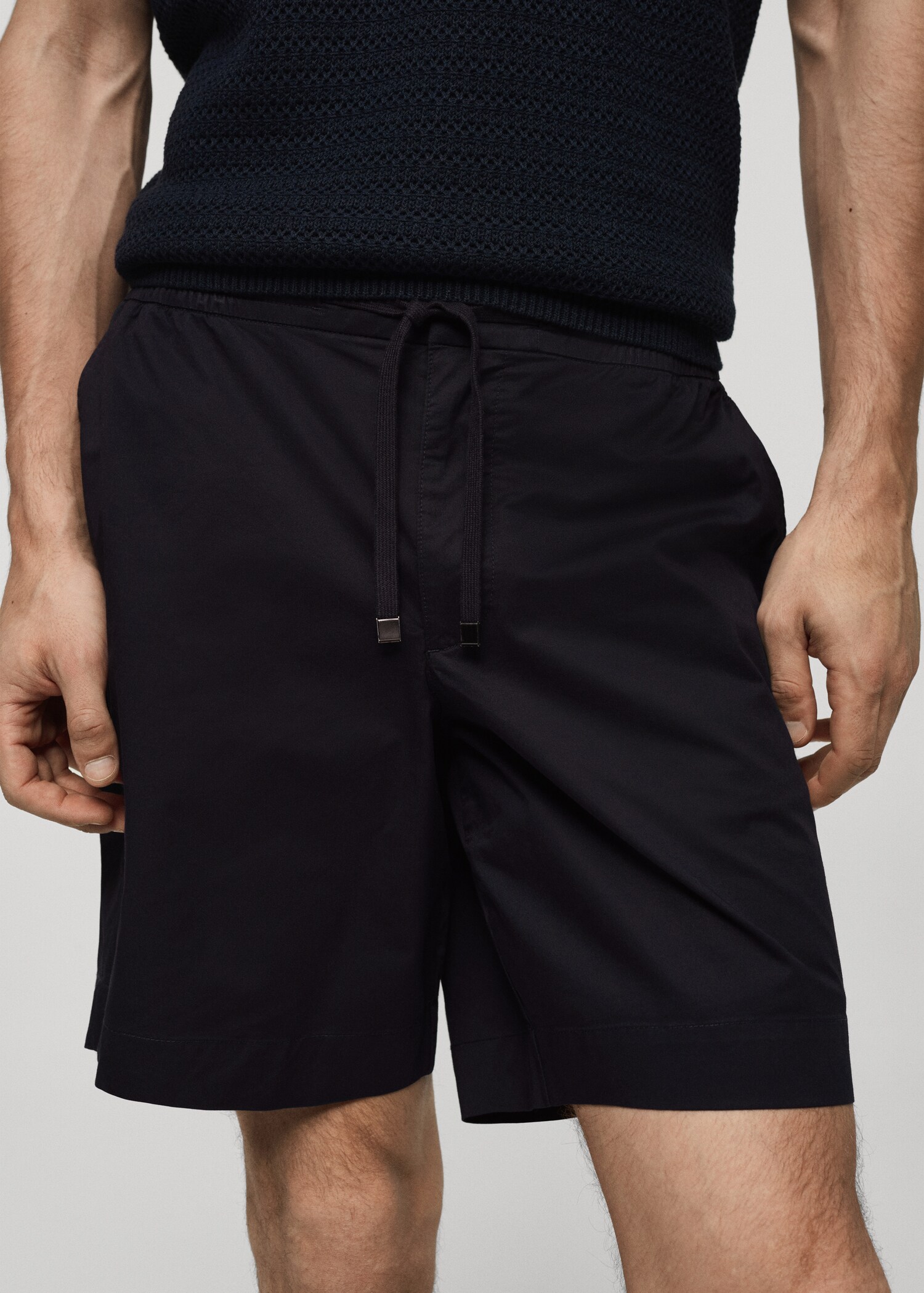 Slim fit cotton Bermuda shorts - Details of the article 1