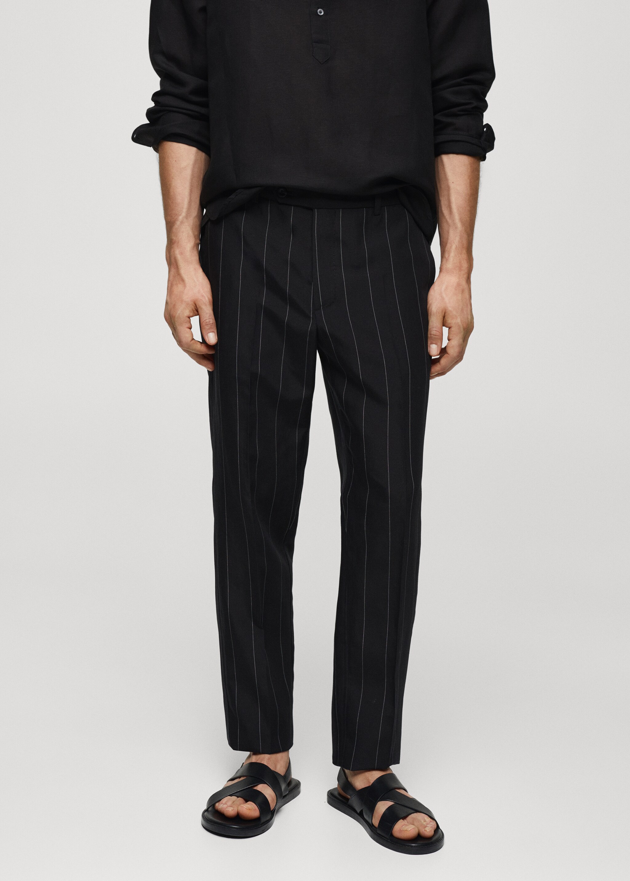 Slim-fit linen trousers with pinstripes - Medium plane