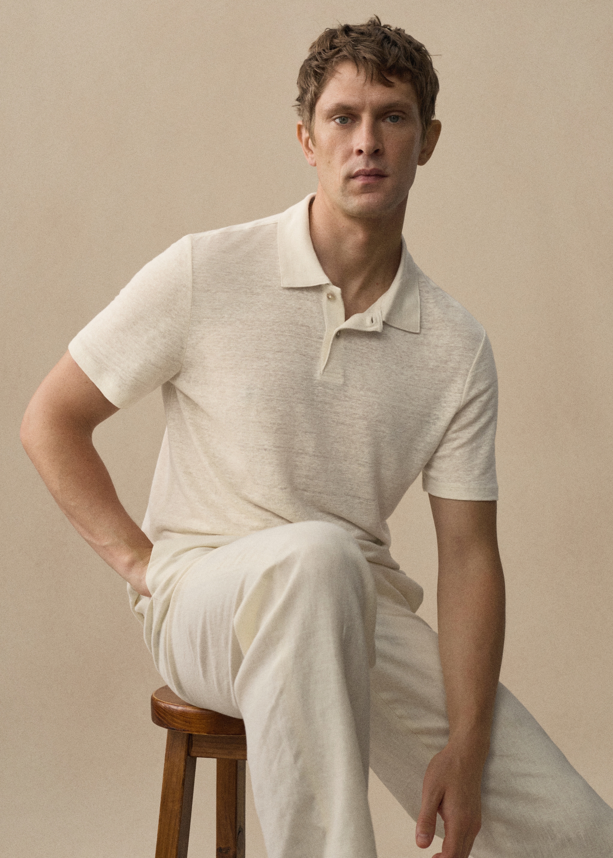 Slim fit 100% linen polo shirt - Details of the article 5