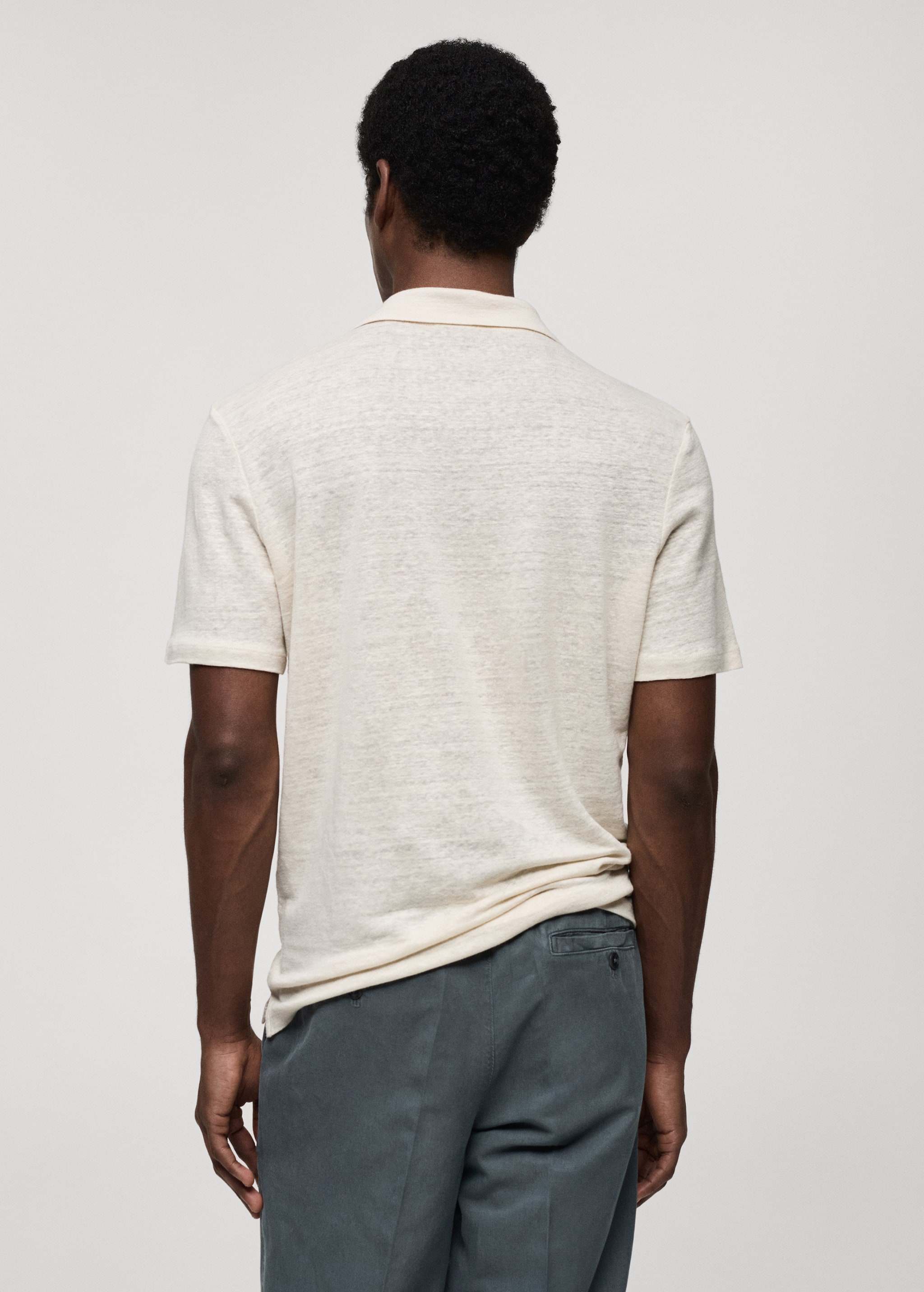 Slim fit 100% linen polo shirt - Reverse of the article