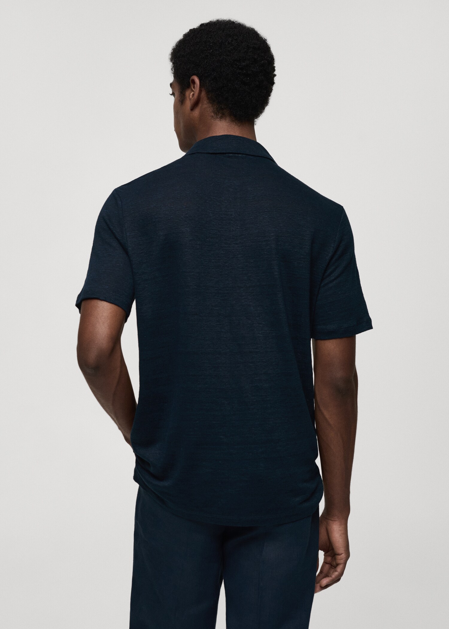 Slim fit 100% linen polo shirt - Reverse of the article