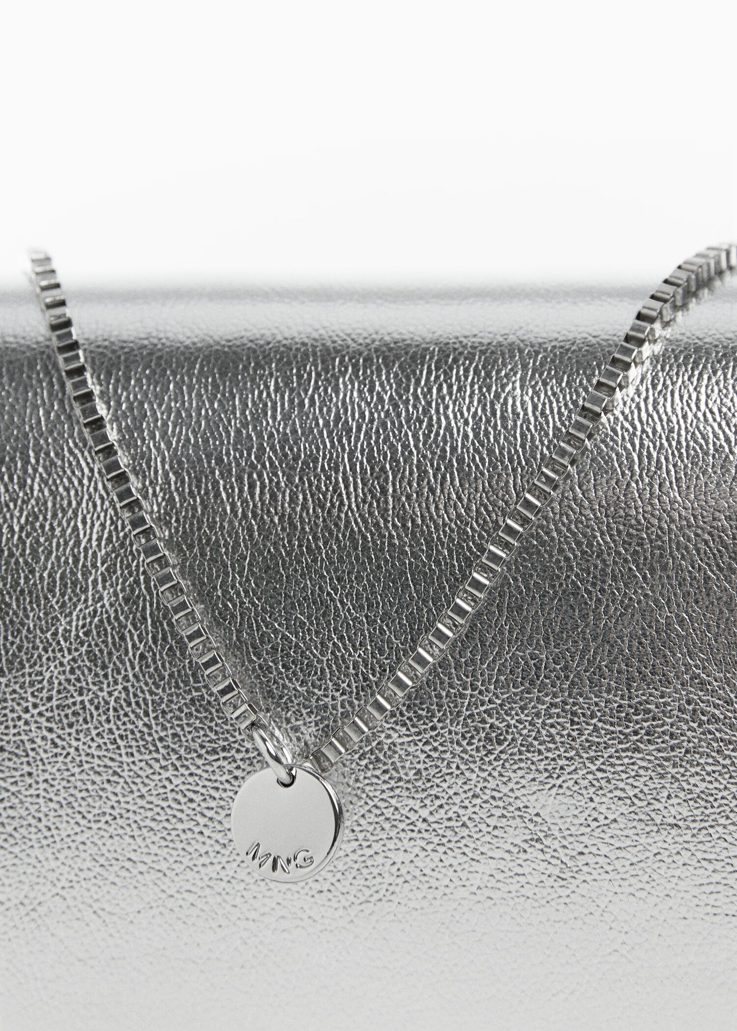 Flap chain bag - Details of the article 1