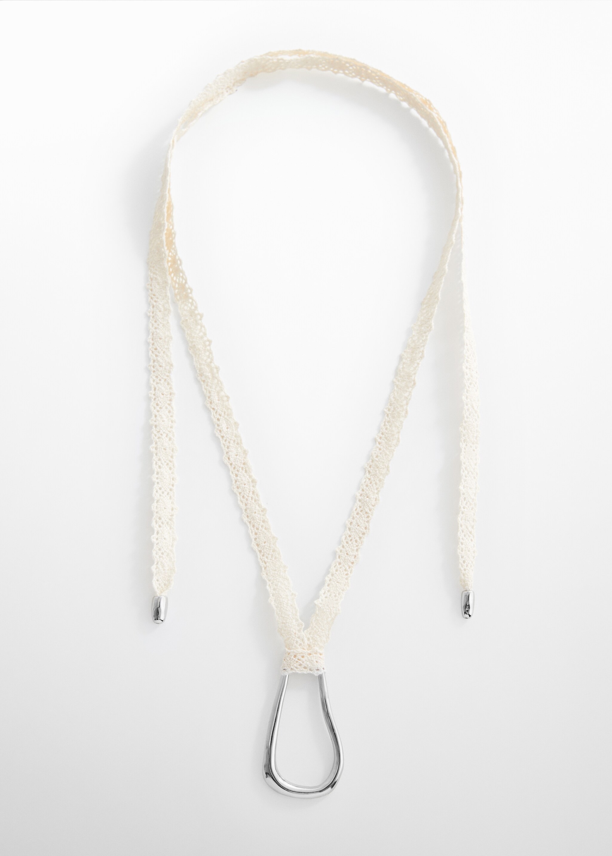 Ожерелье из кружевной ленты с подвеской - Изделие без модели