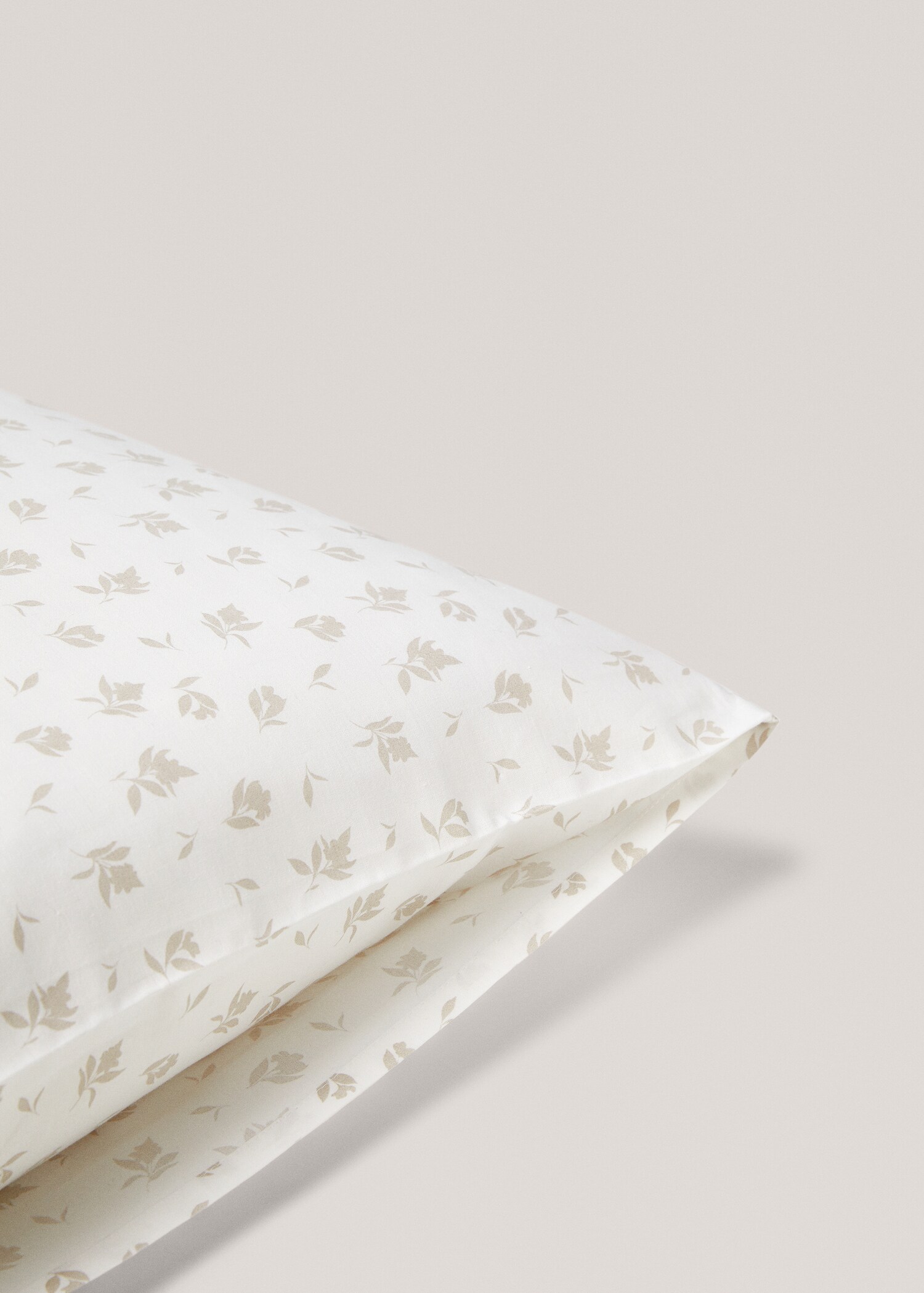 Floral design cotton pillowcase 50x75cm - Details of the article 2