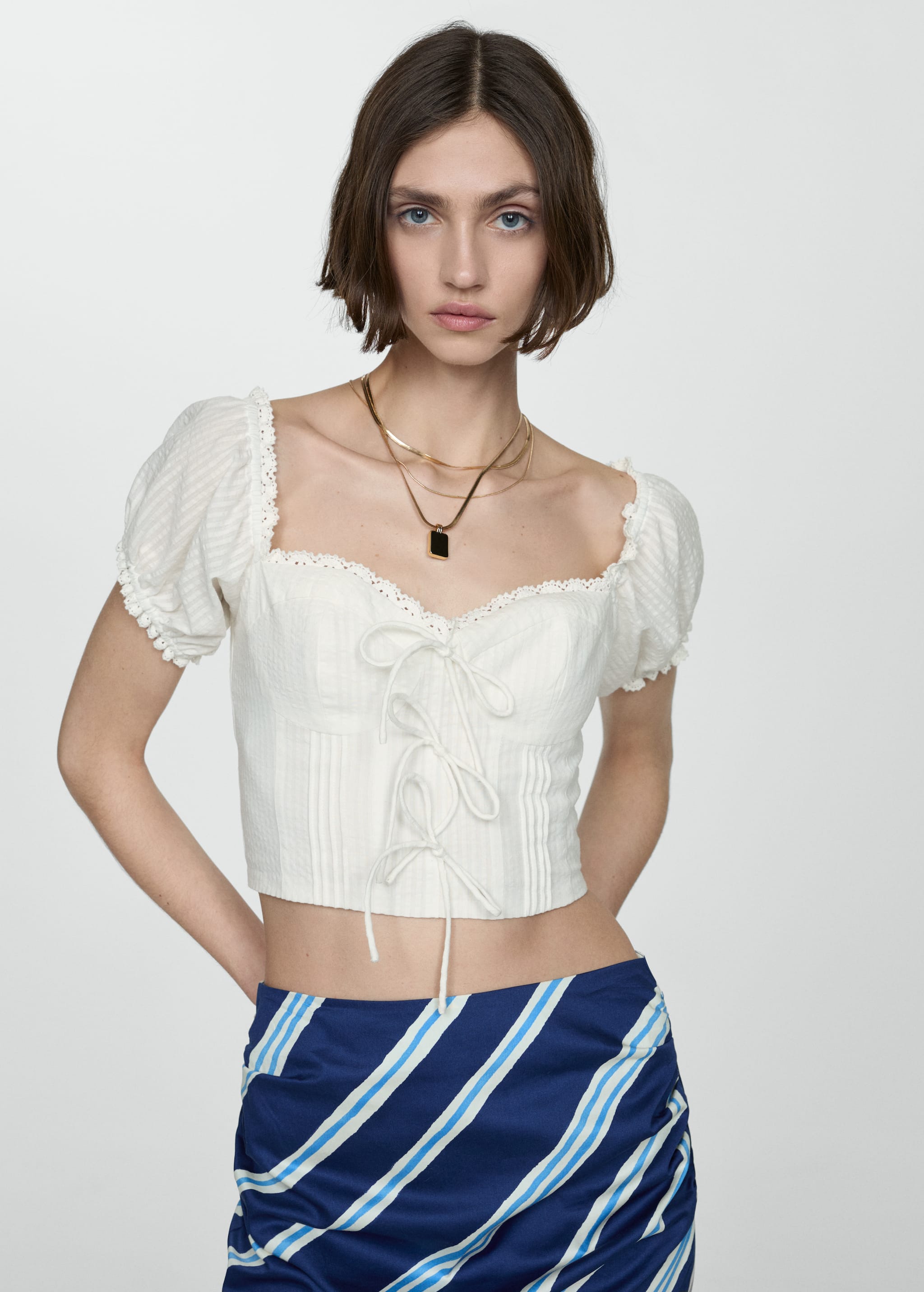  Crop blouse with bow detail - Medium plane